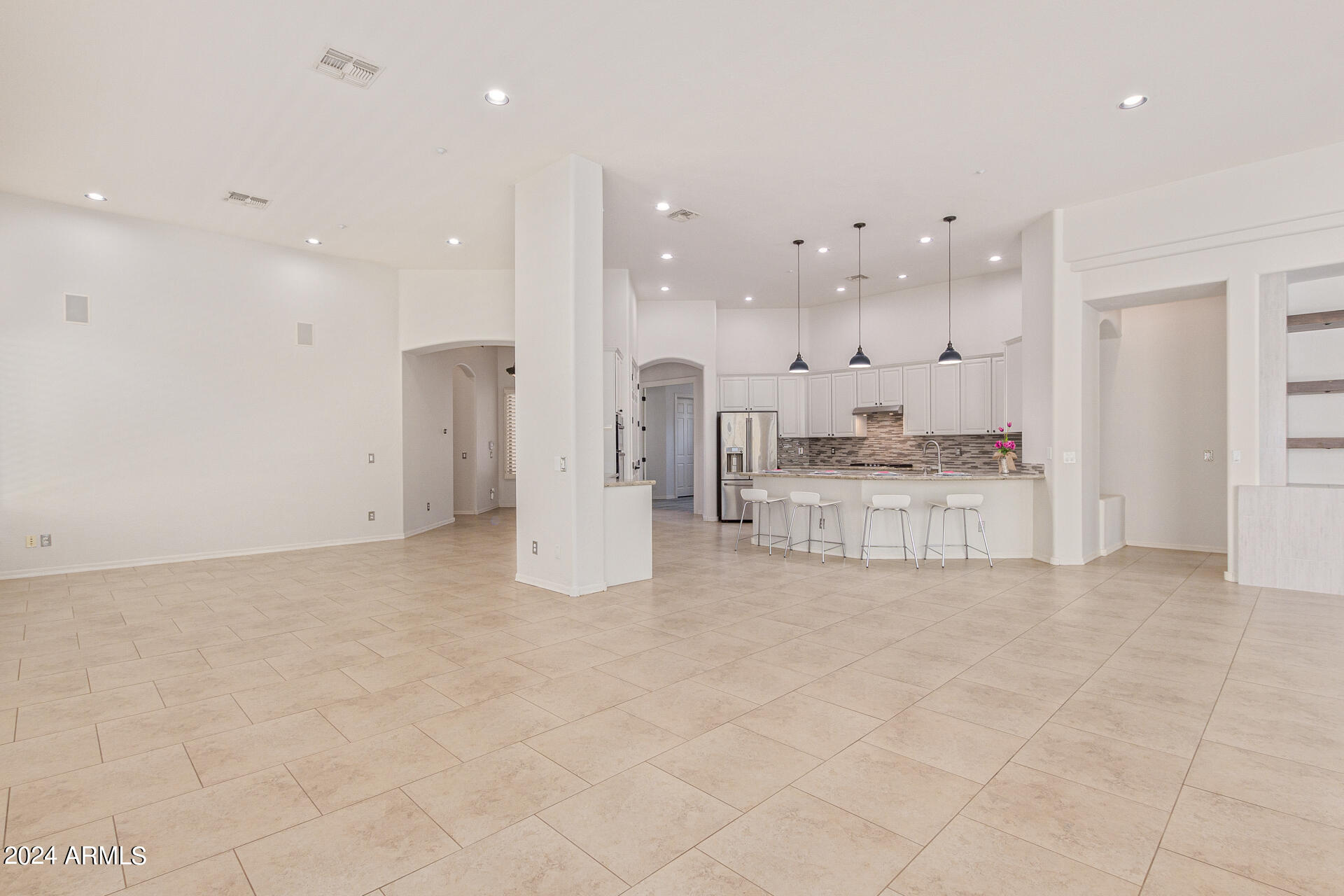 8434 E WINDRUNNER Drive