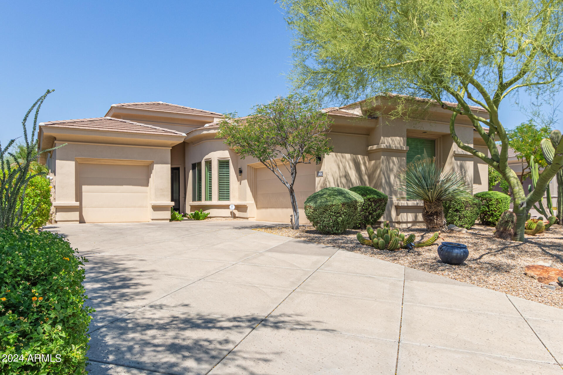 8434 E WINDRUNNER Drive