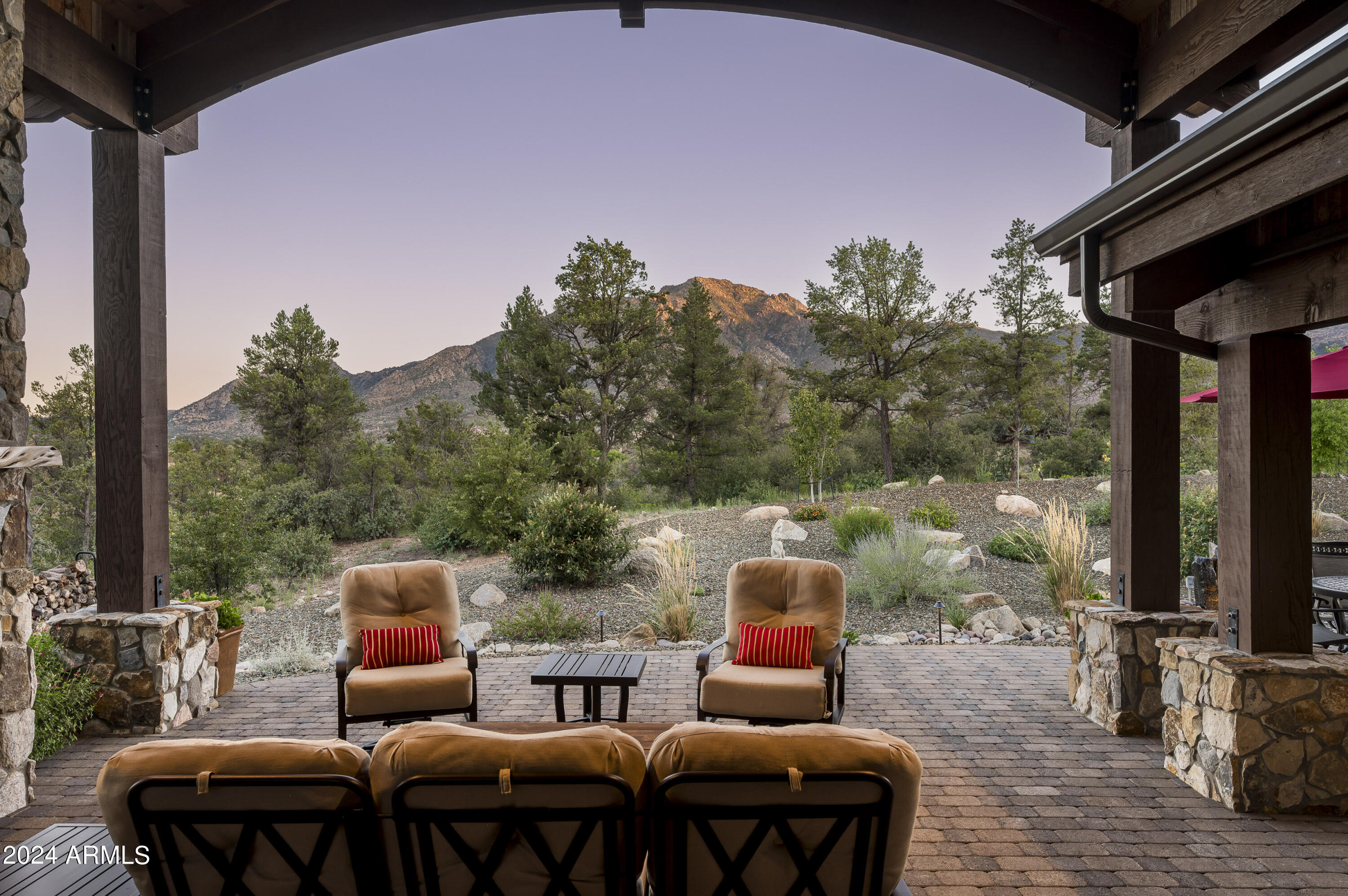4535 W Distant View Trail