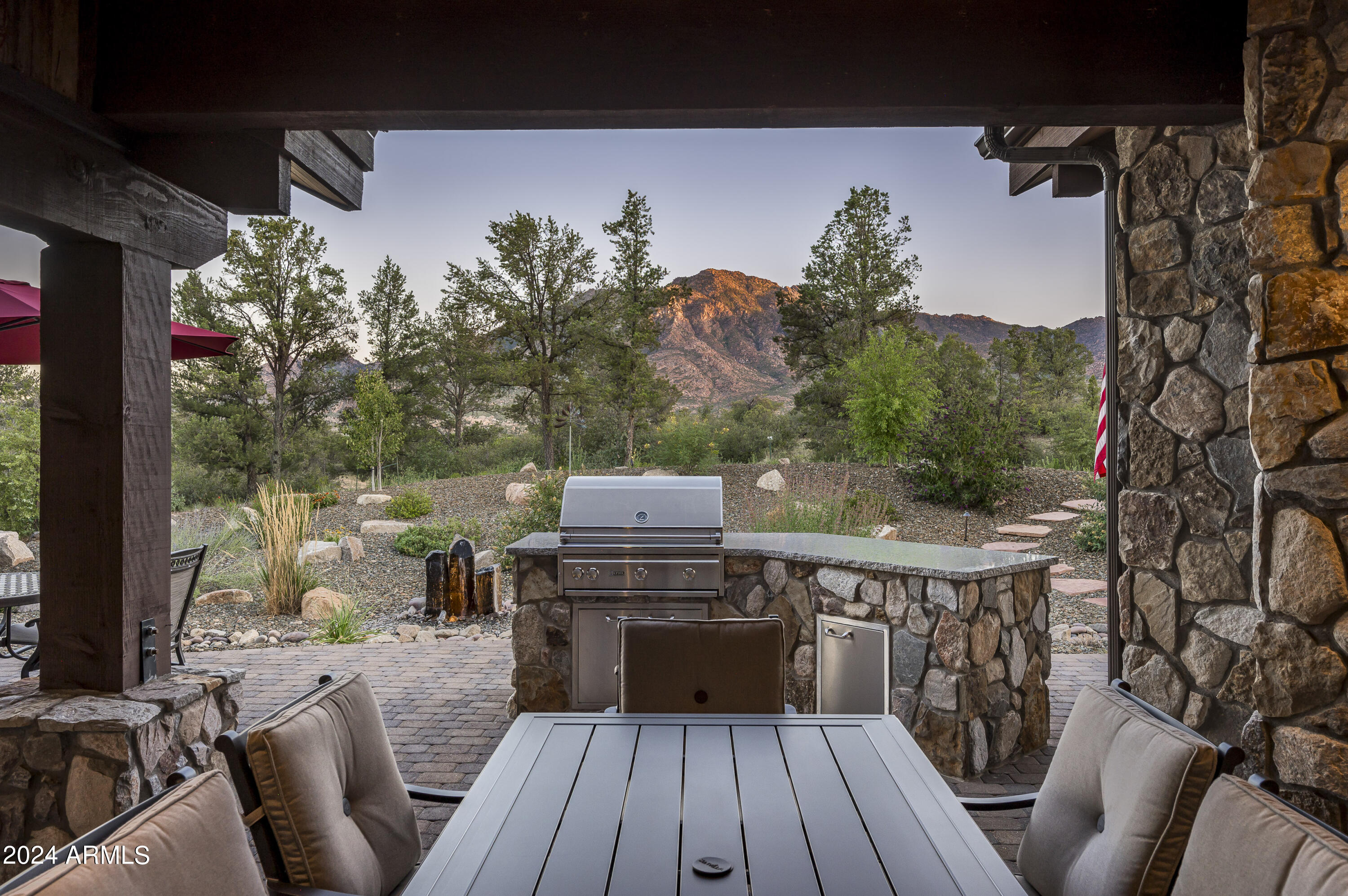 4535 W Distant View Trail