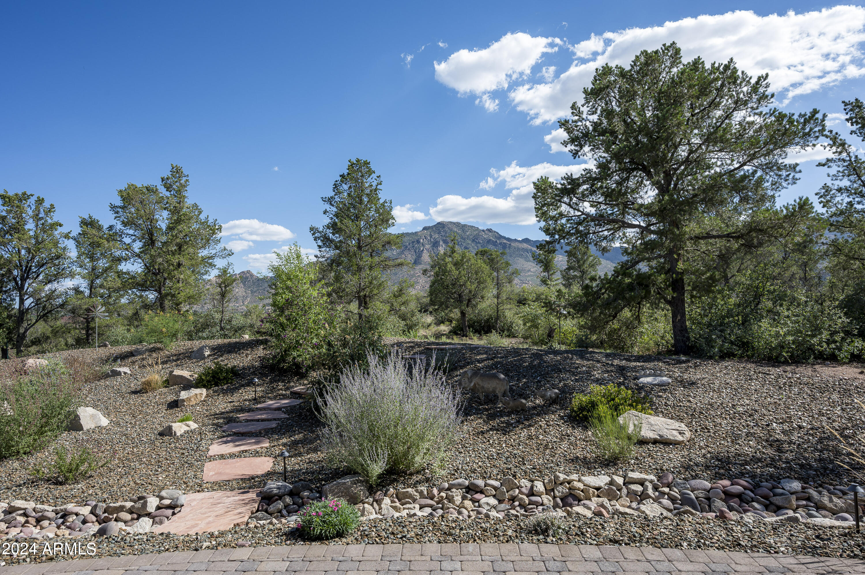 4535 W Distant View Trail