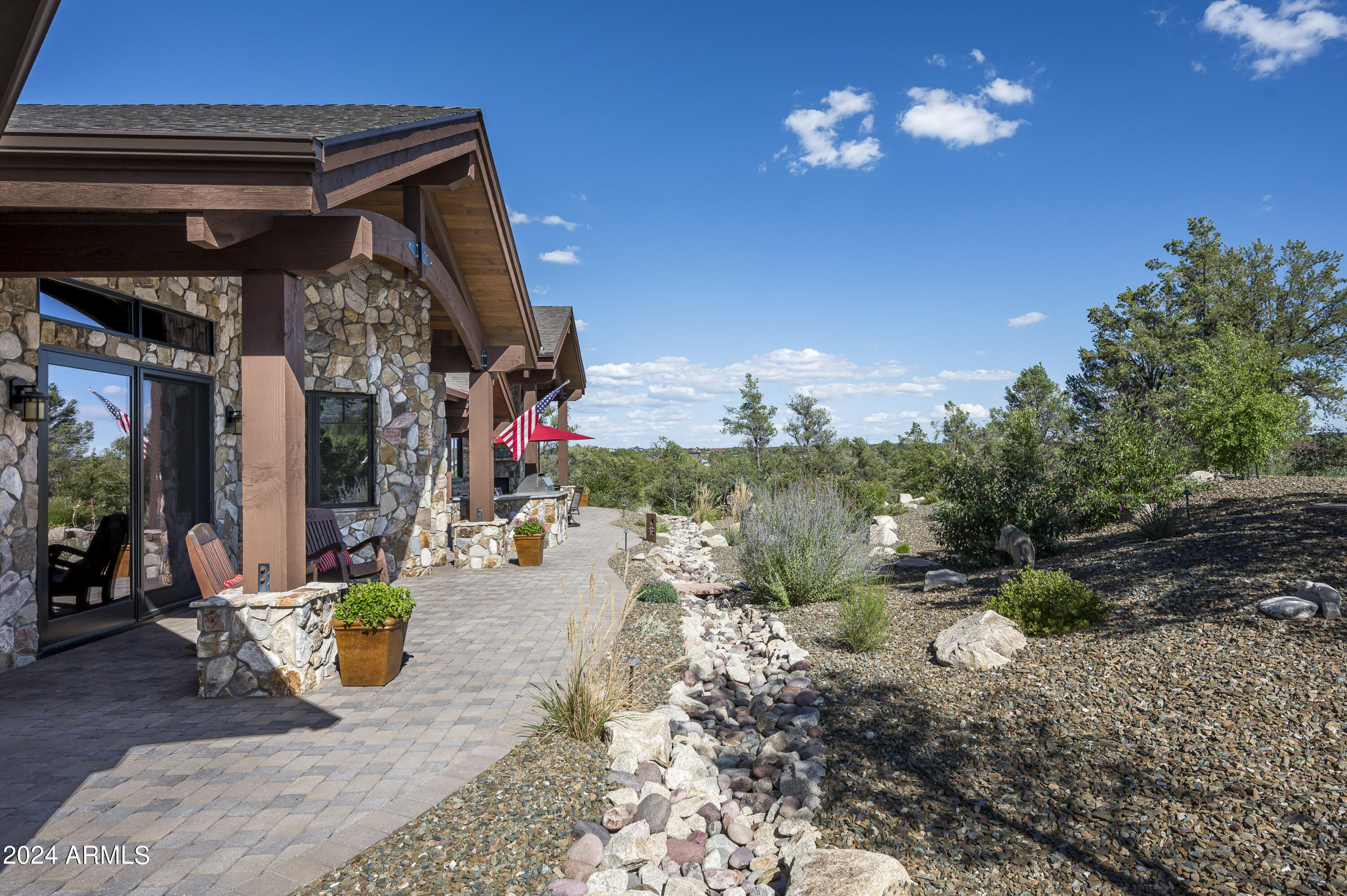 4535 W Distant View Trail