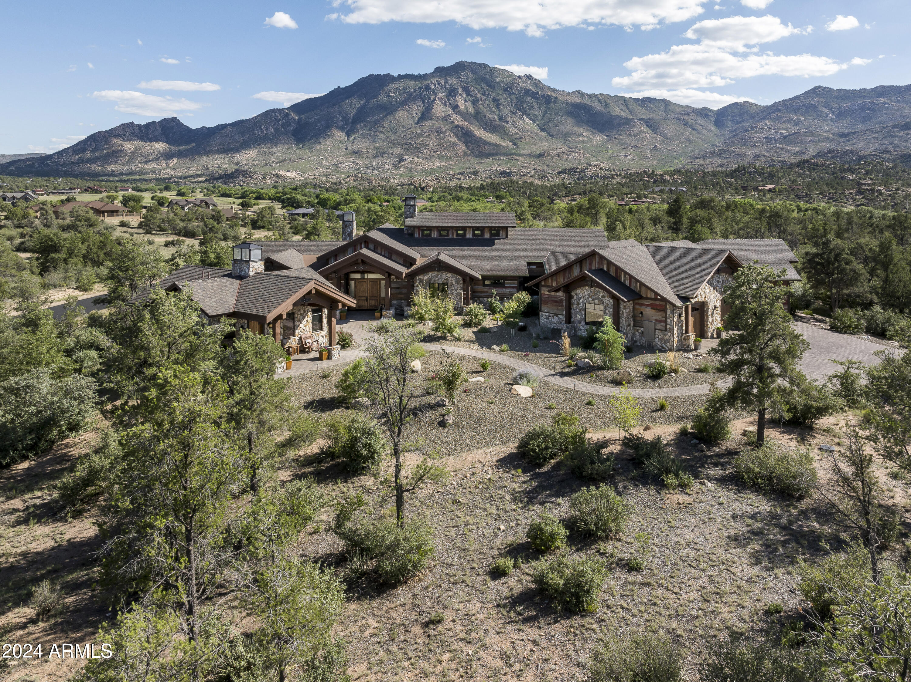 4535 W Distant View Trail