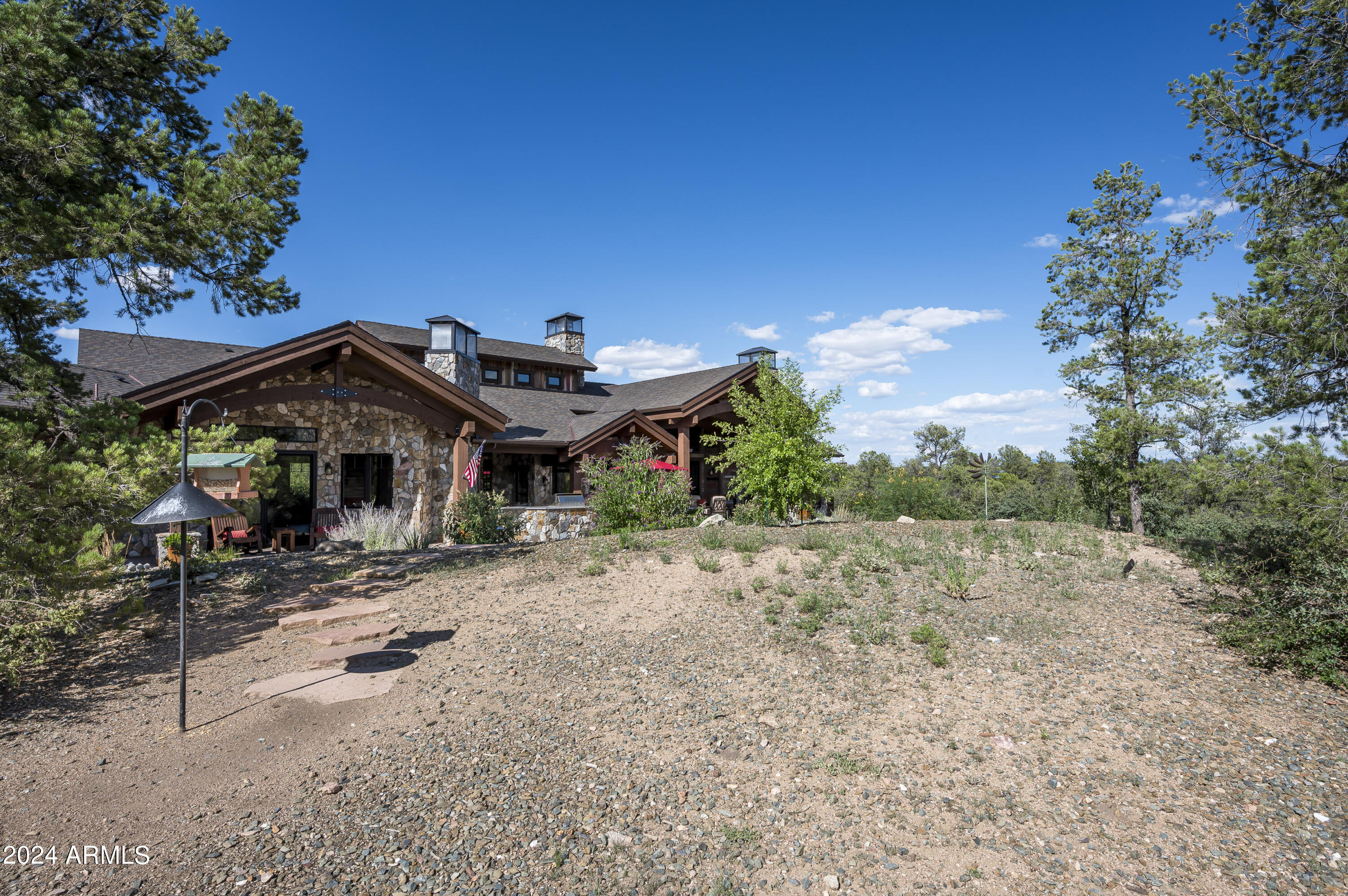 4535 W Distant View Trail
