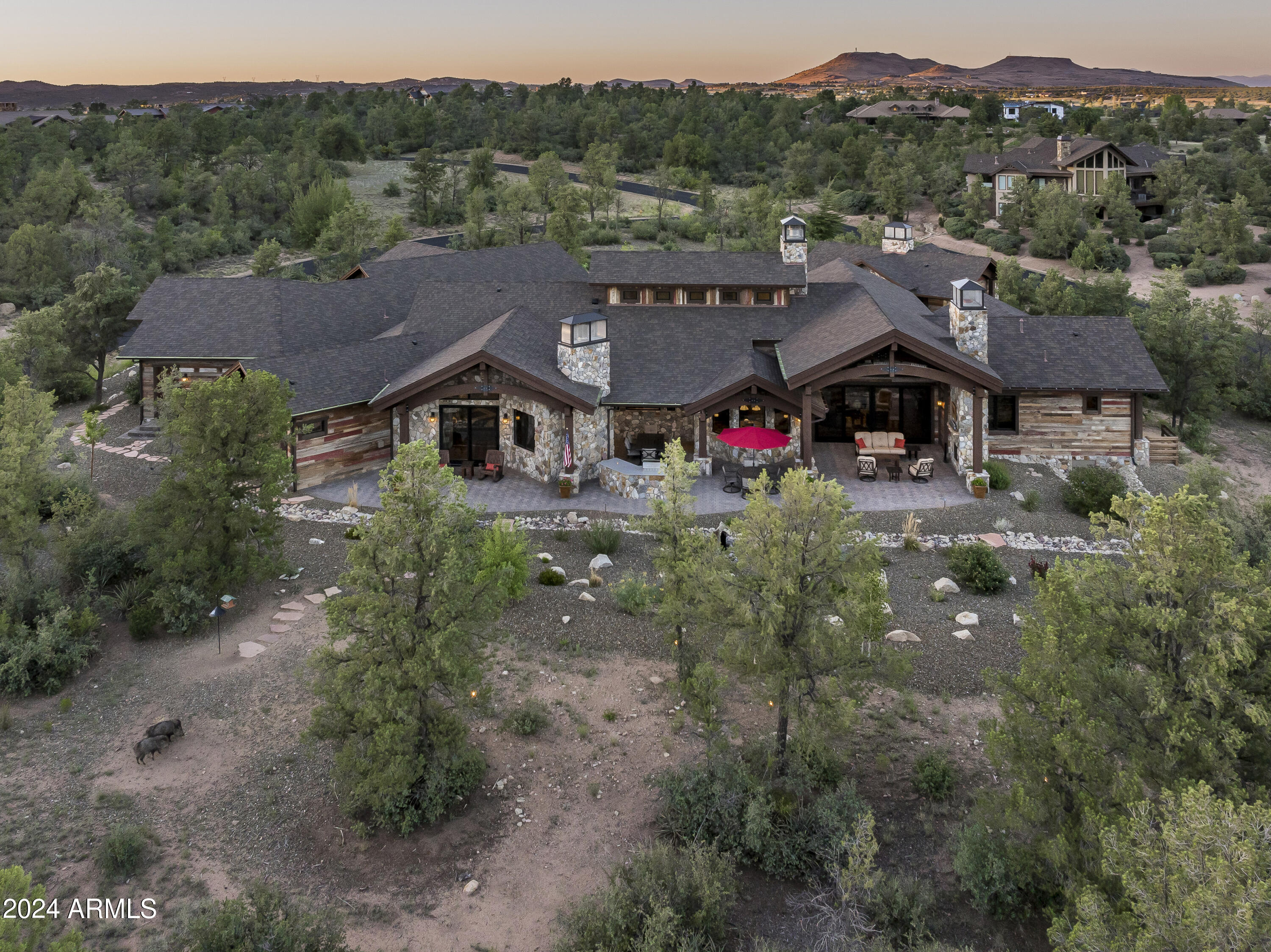 4535 W Distant View Trail