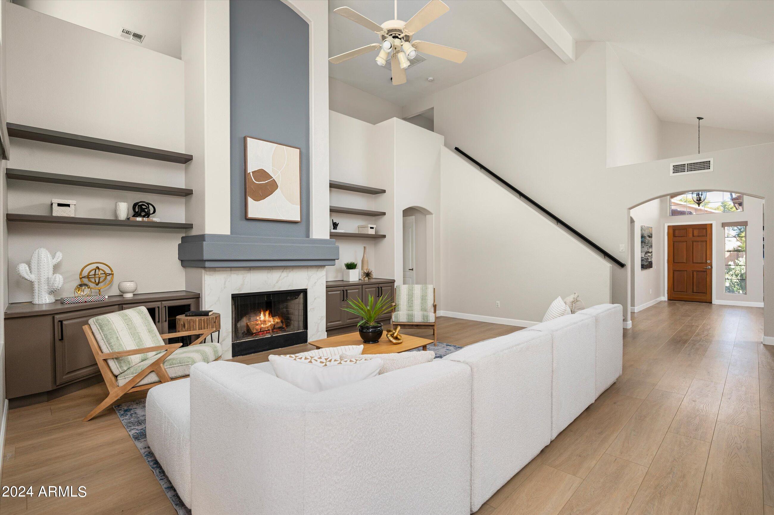 5321 W Linda Lane