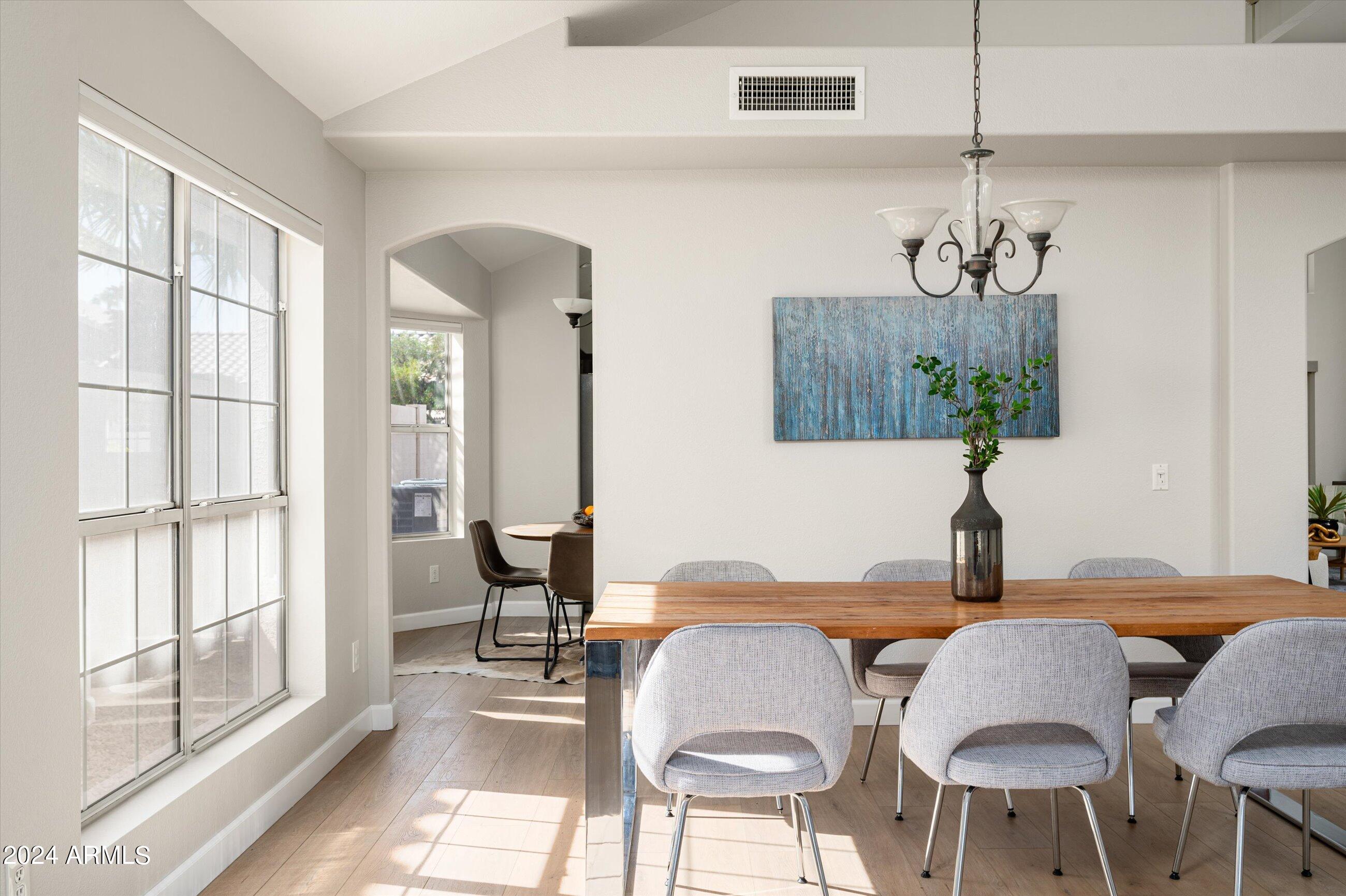 5321 W Linda Lane