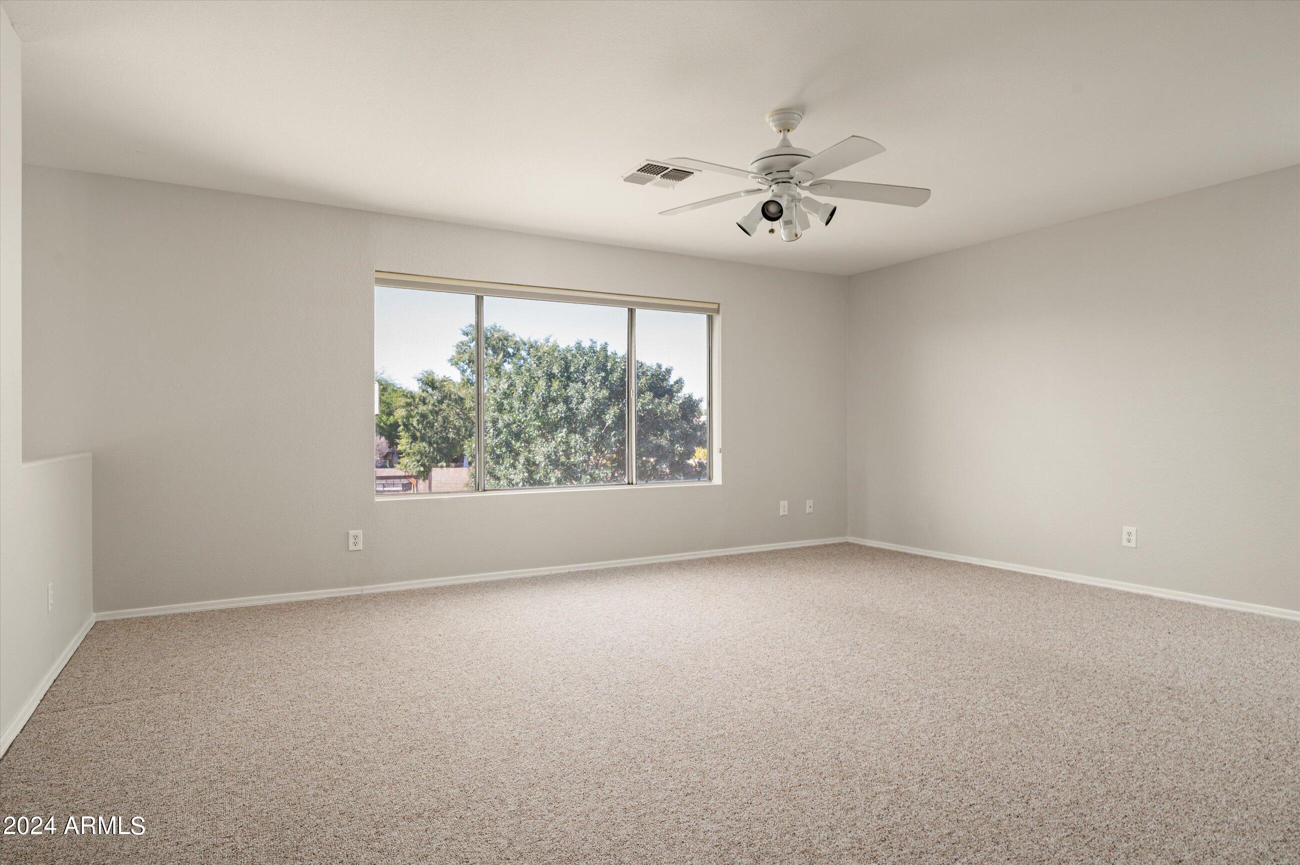 5321 W Linda Lane