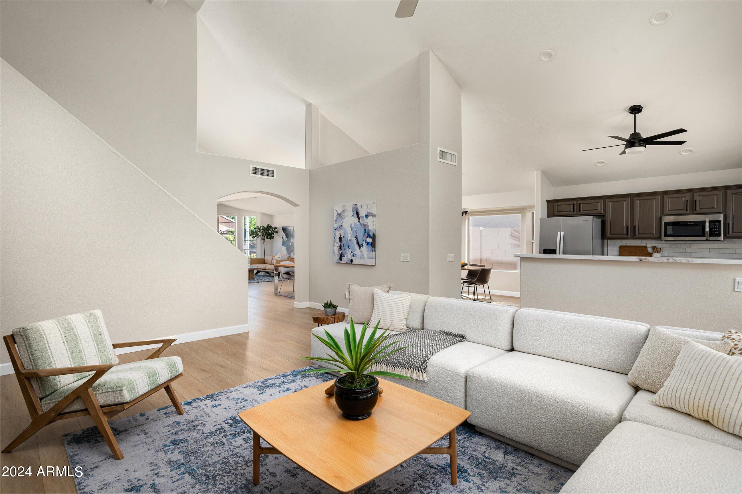 5321 W Linda Lane