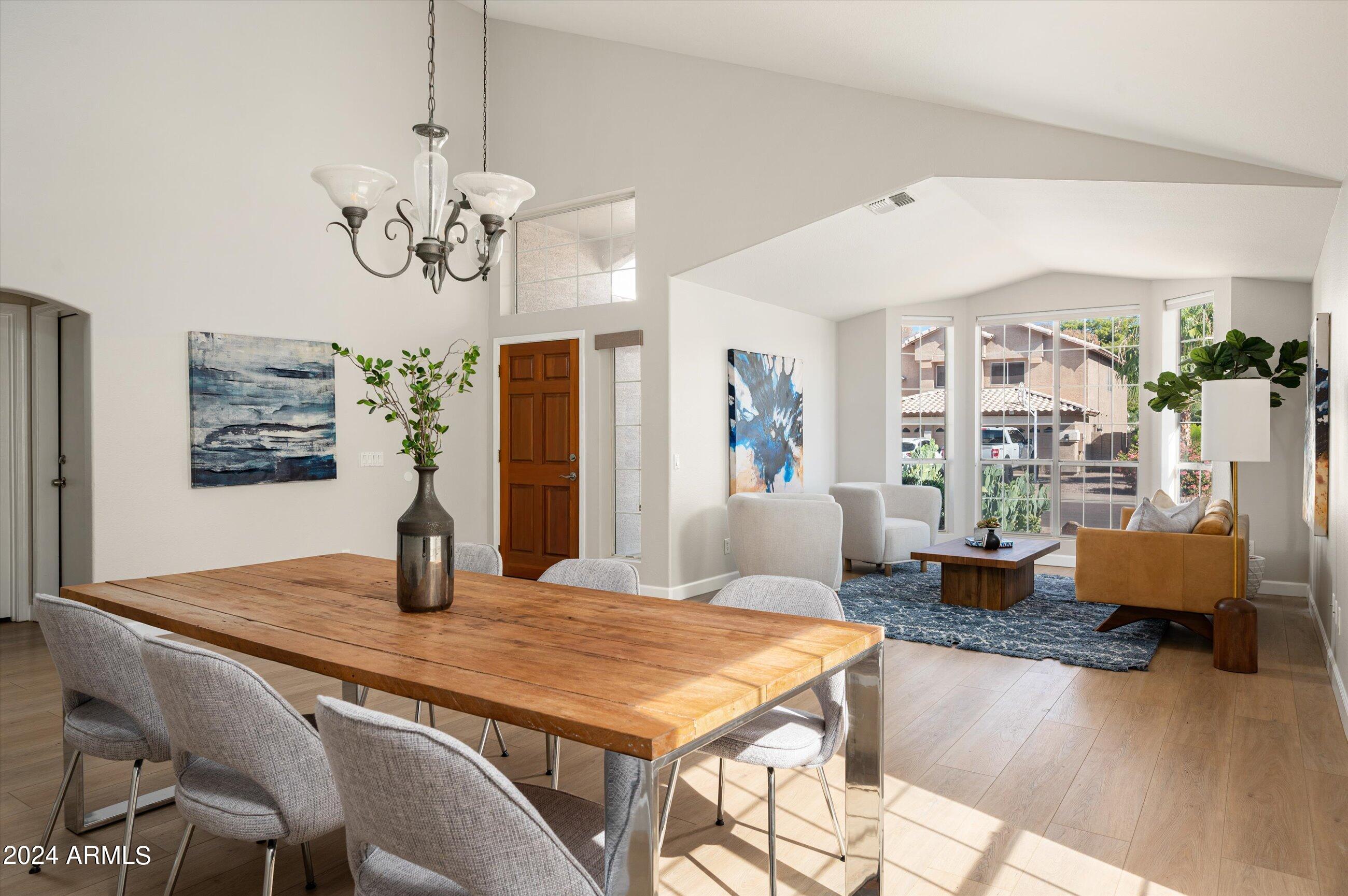 5321 W Linda Lane