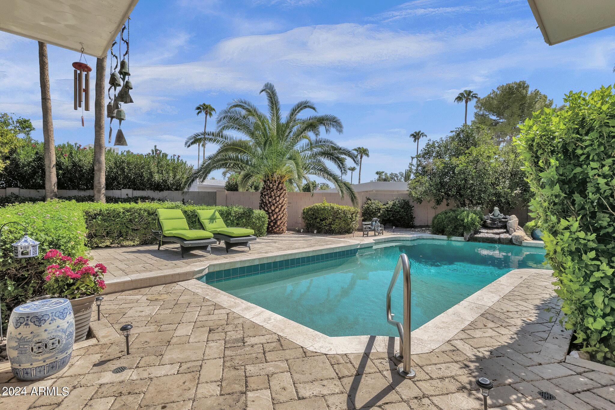 9441 N 80TH Place