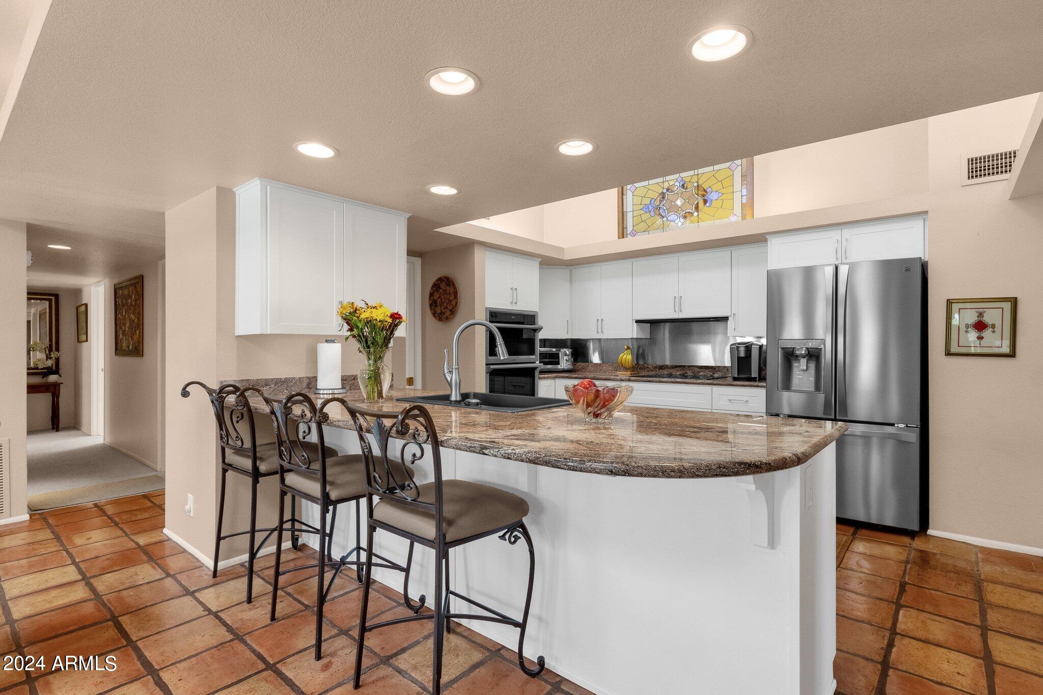 9441 N 80TH Place