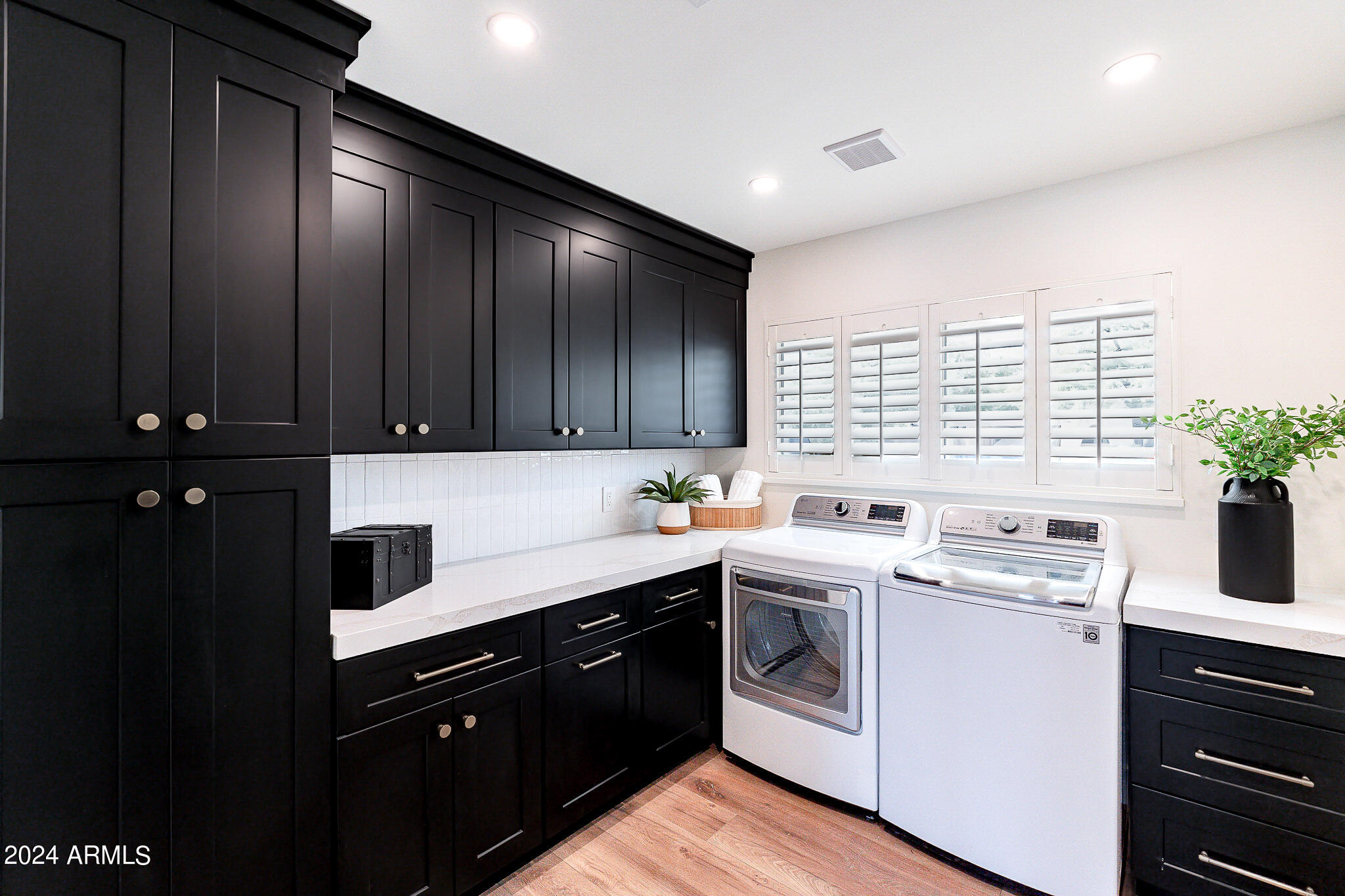 2909 N 81ST Place