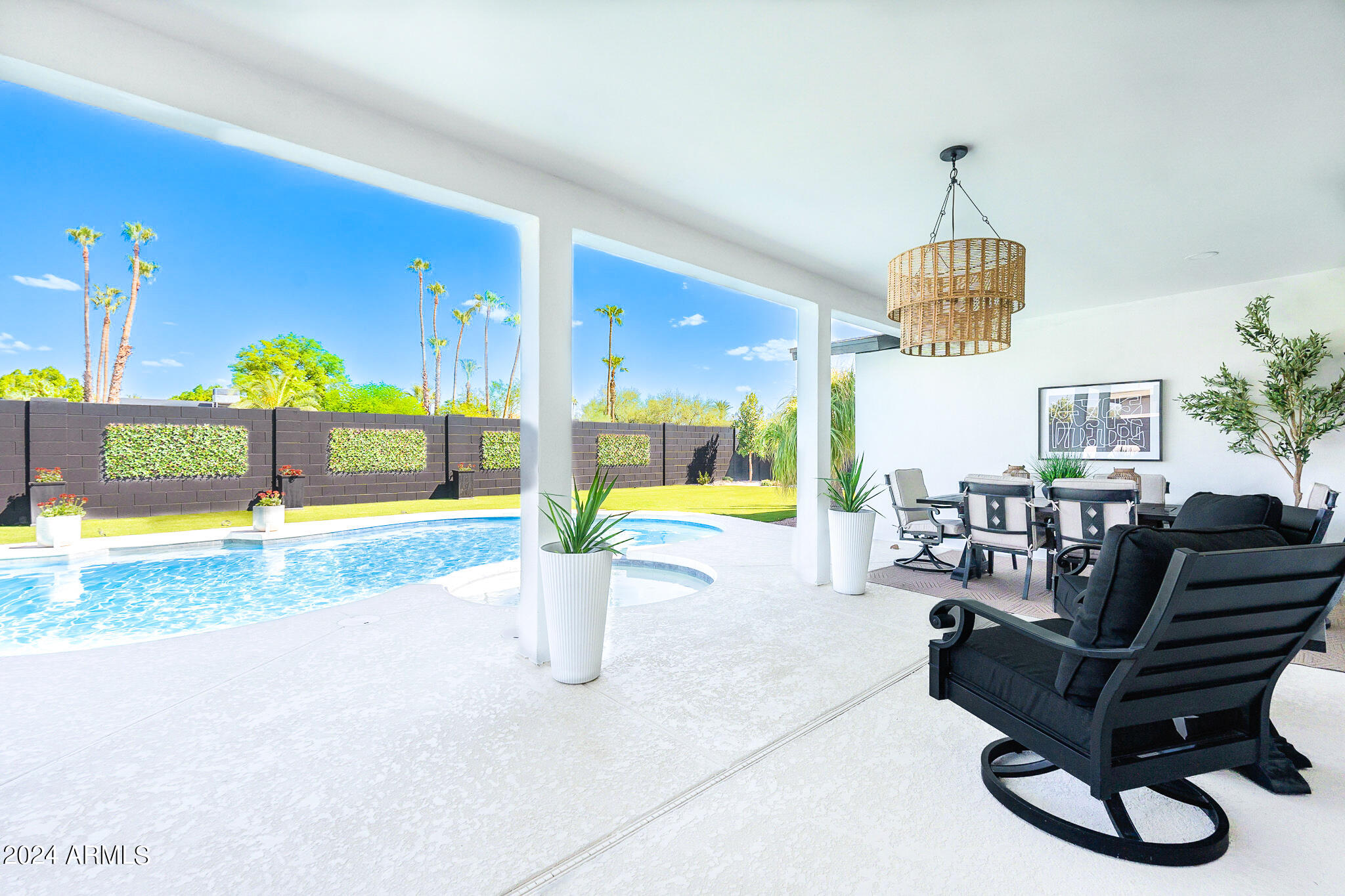 2909 N 81ST Place