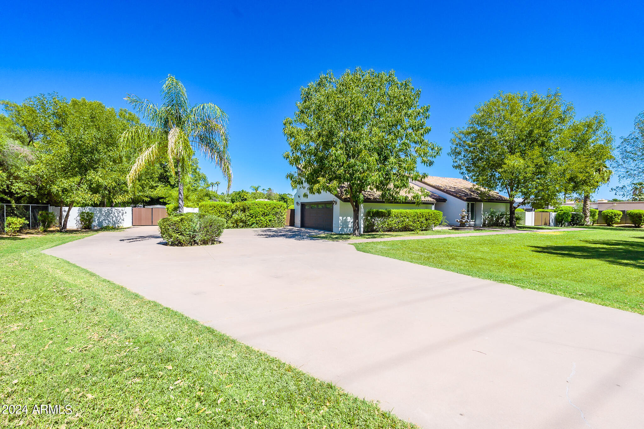 3634 E McDowell Road