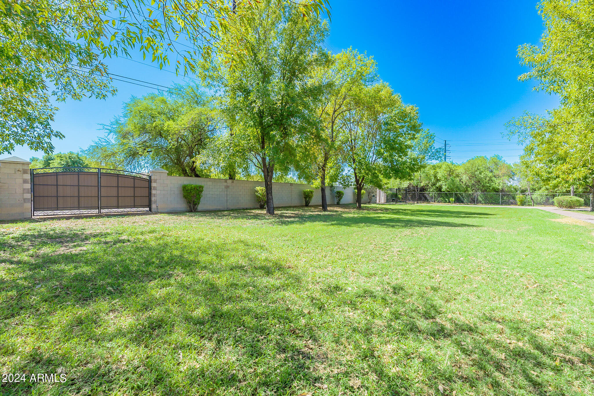 3634 E McDowell Road