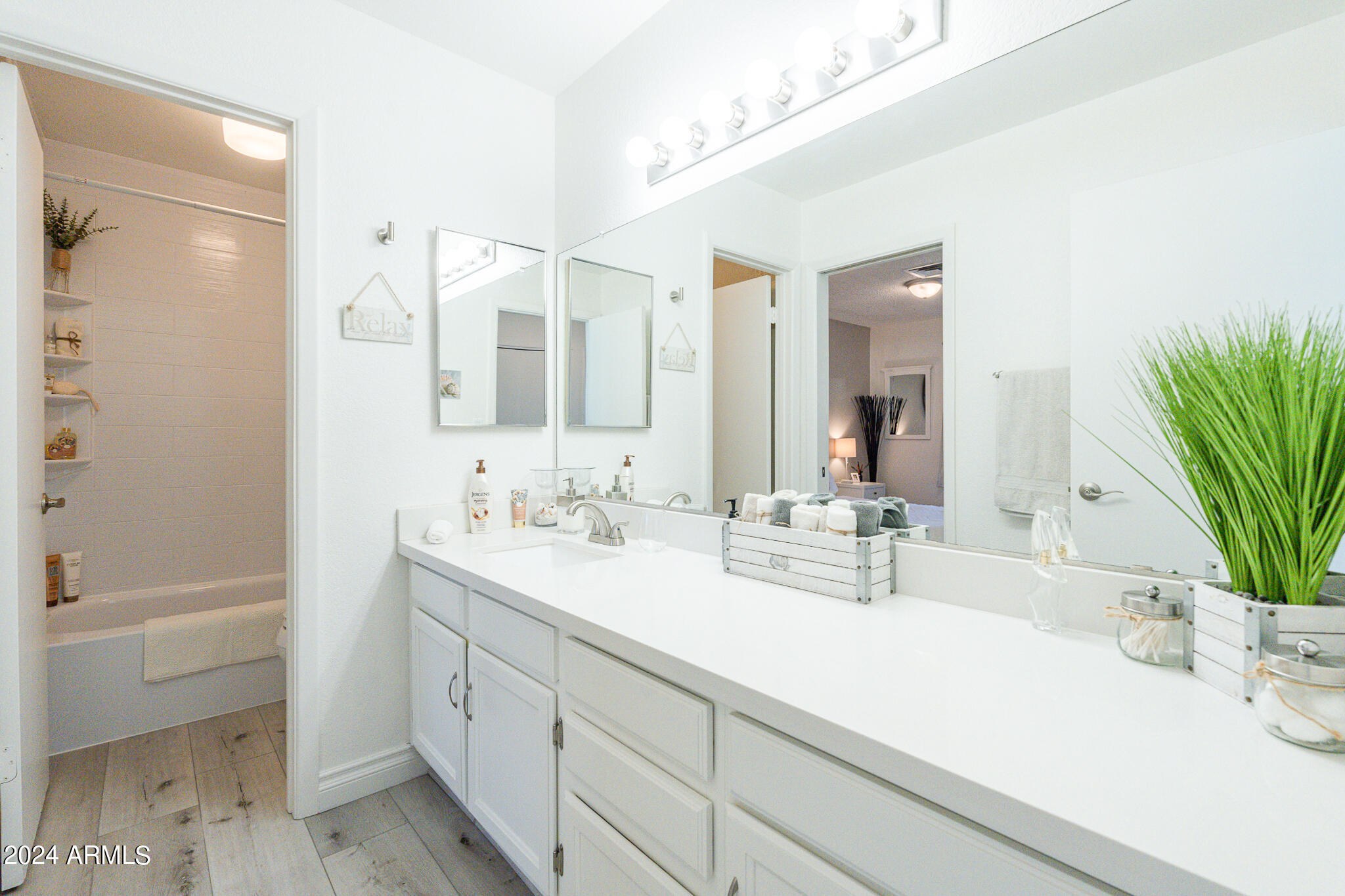 1395 N 87TH Street