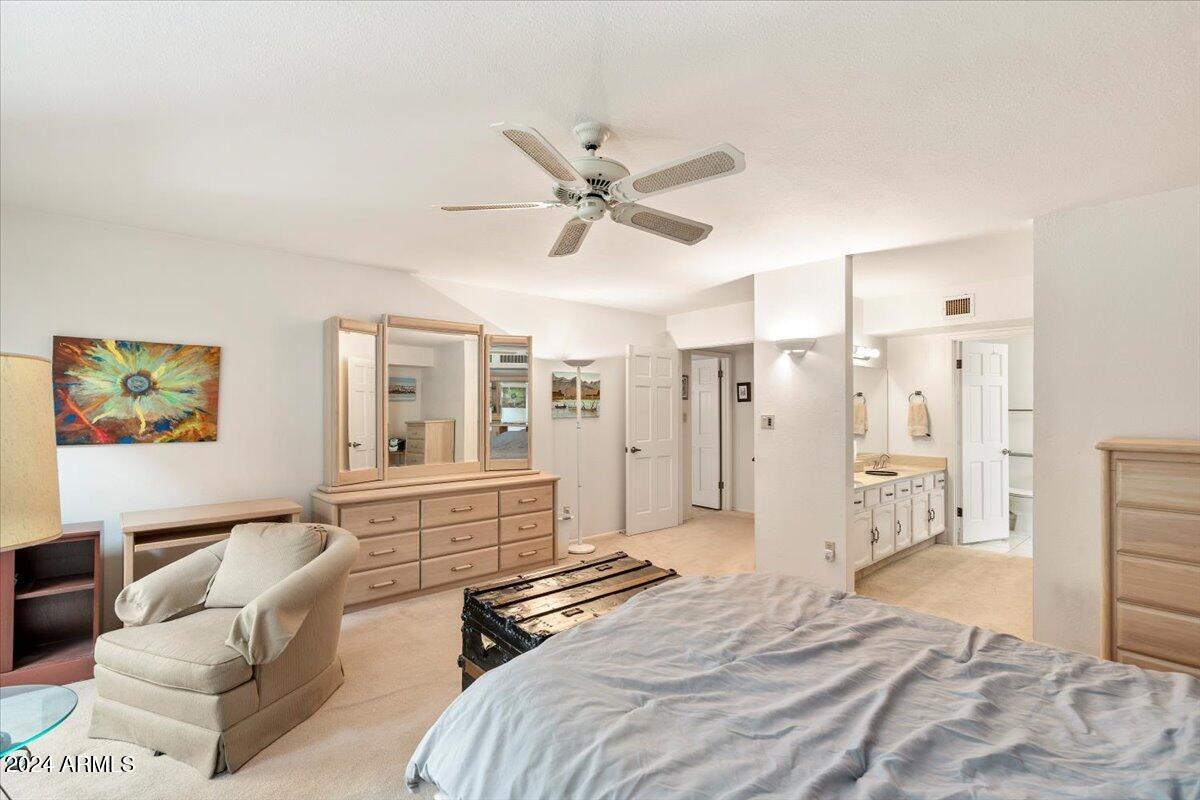 7553 E WOODSHIRE Cove