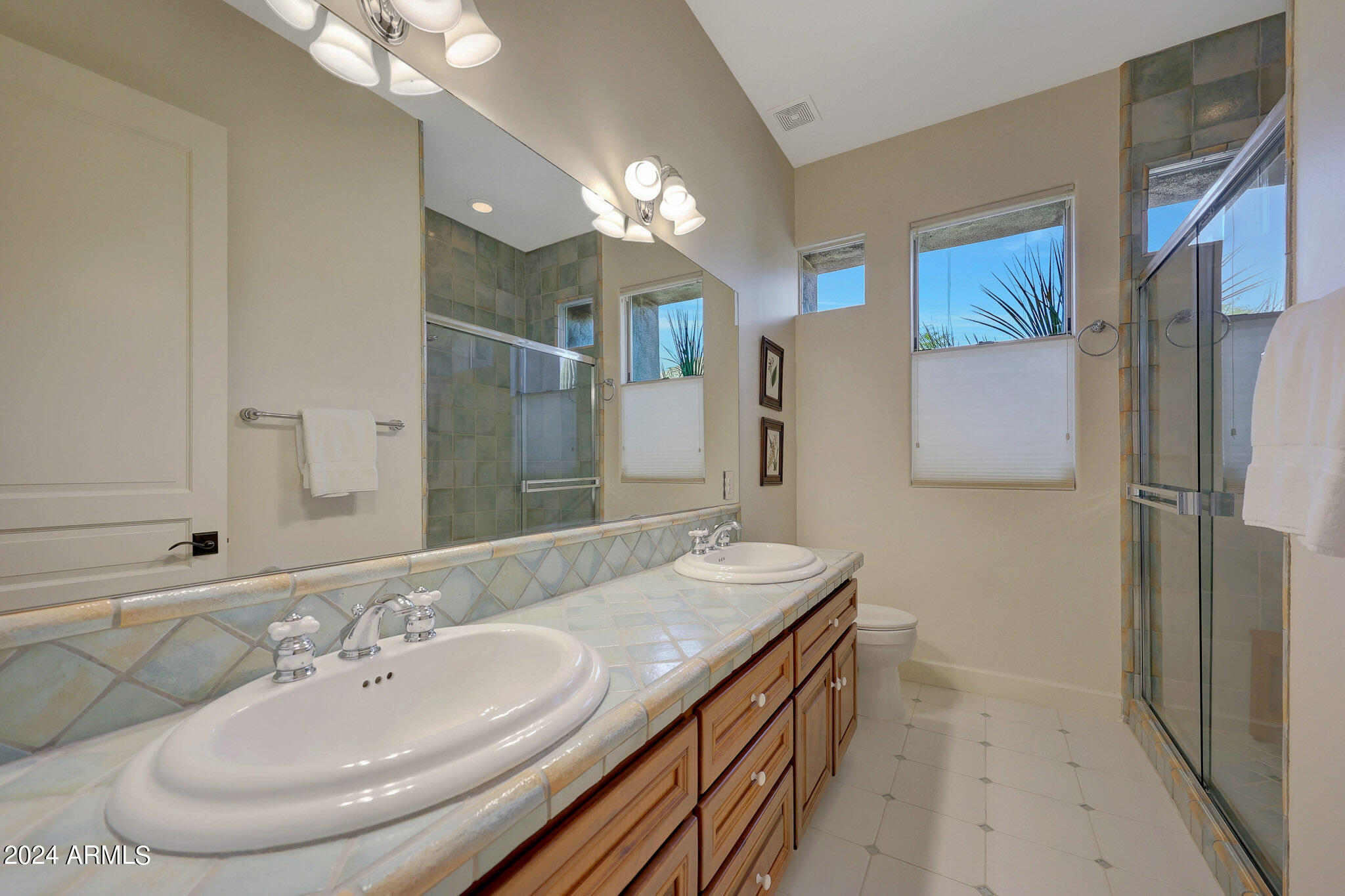 12119 E WETHERSFIELD Drive