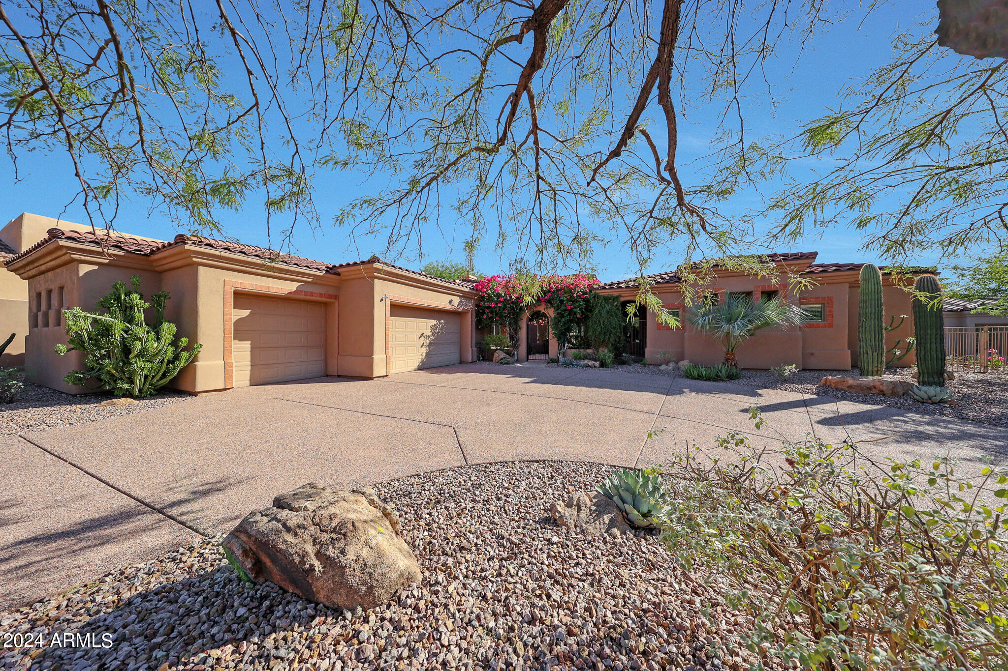 12119 E WETHERSFIELD Drive