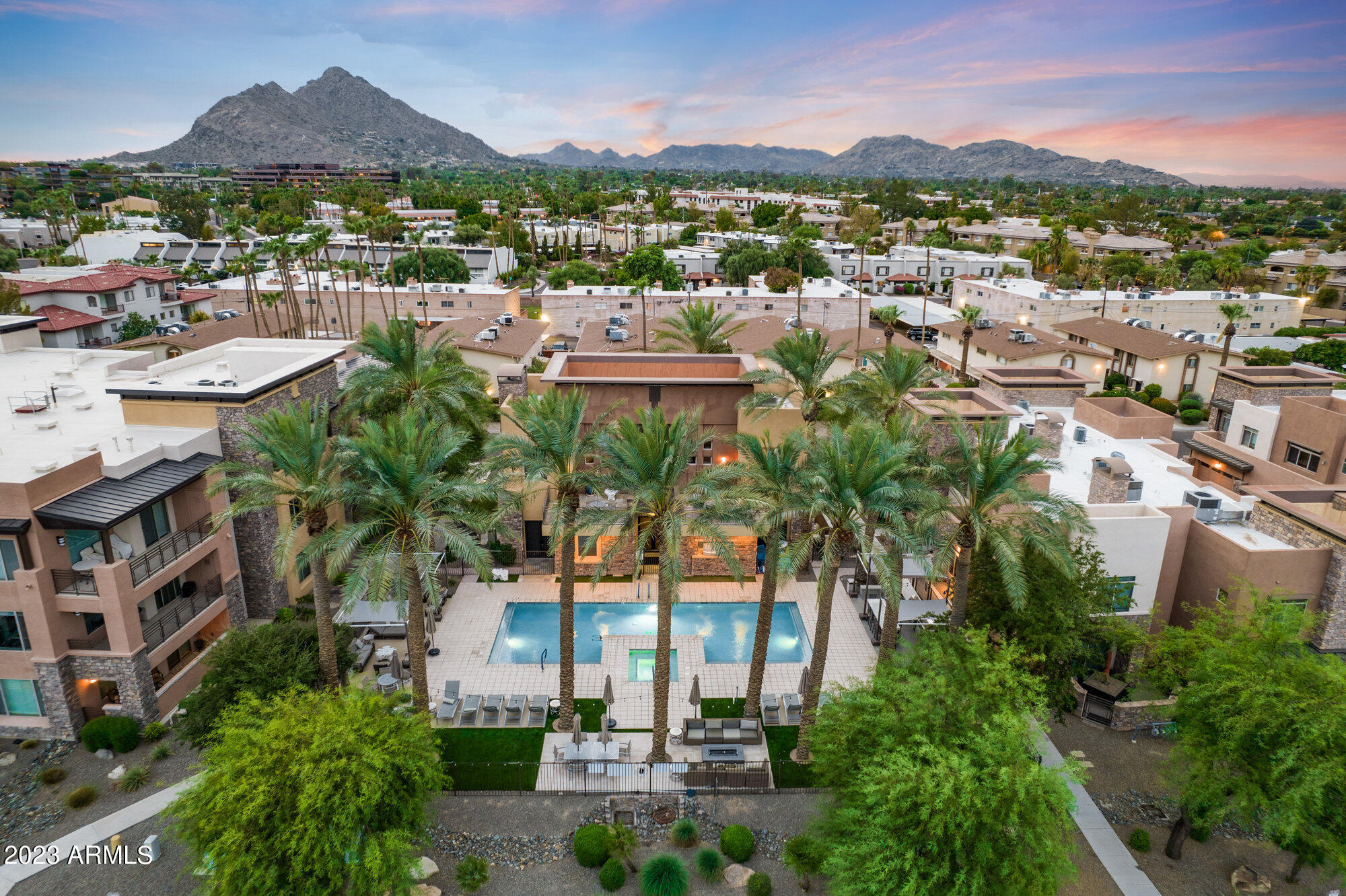 4803 N WOODMERE FAIRWAY -- # 1011