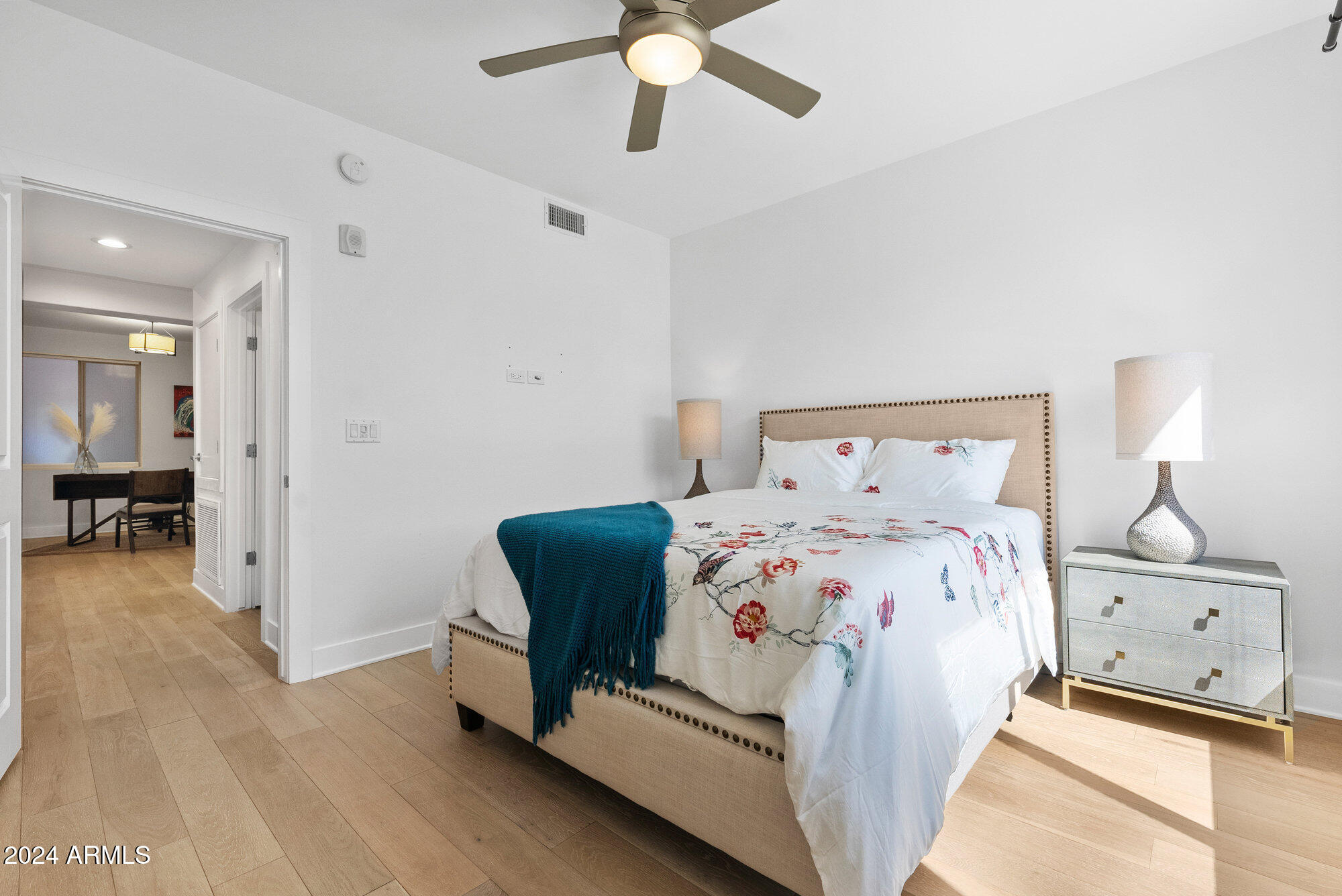 4803 N WOODMERE FAIRWAY -- # 1011