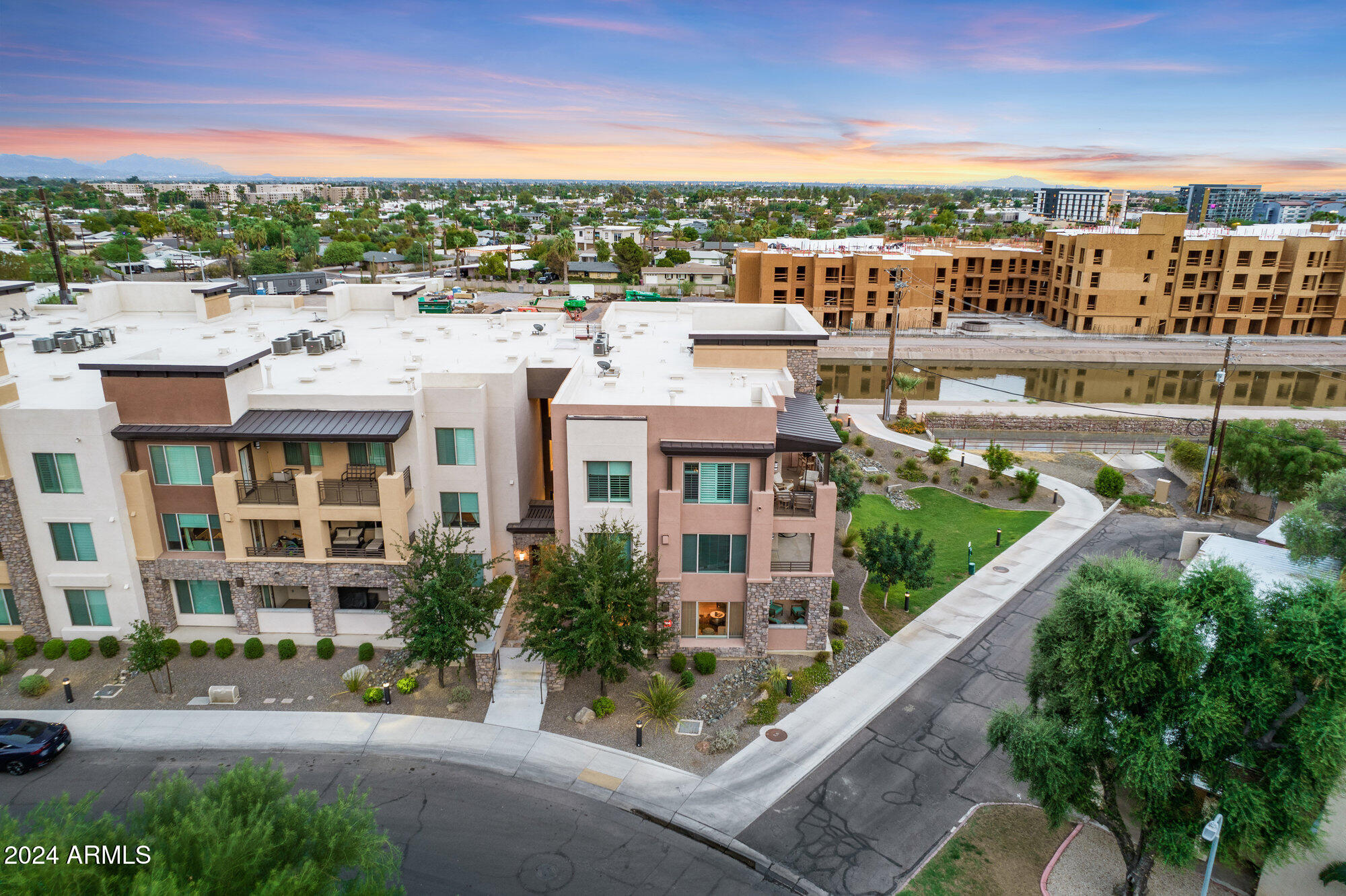 4803 N WOODMERE FAIRWAY -- # 1011