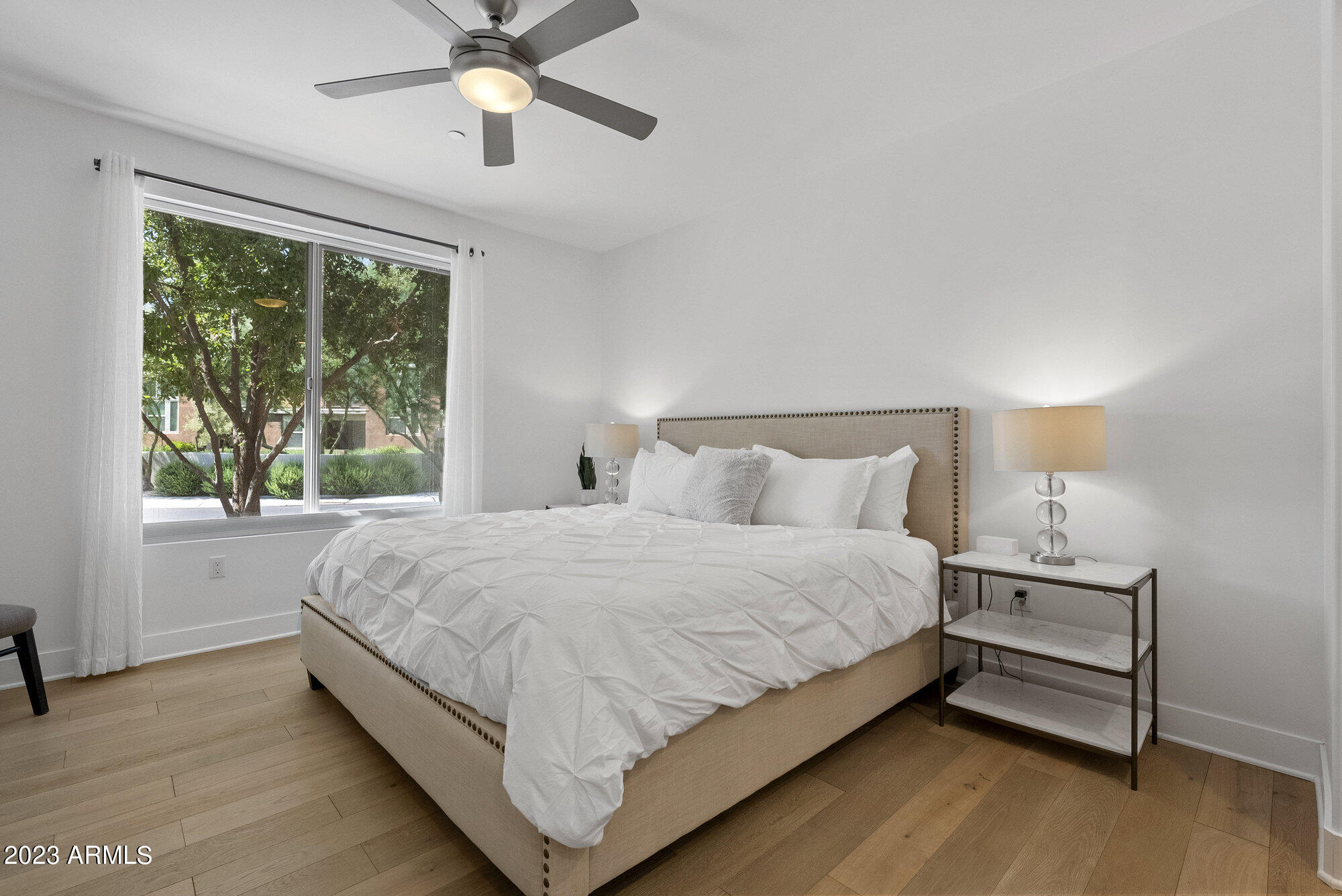 4803 N WOODMERE FAIRWAY -- # 1011