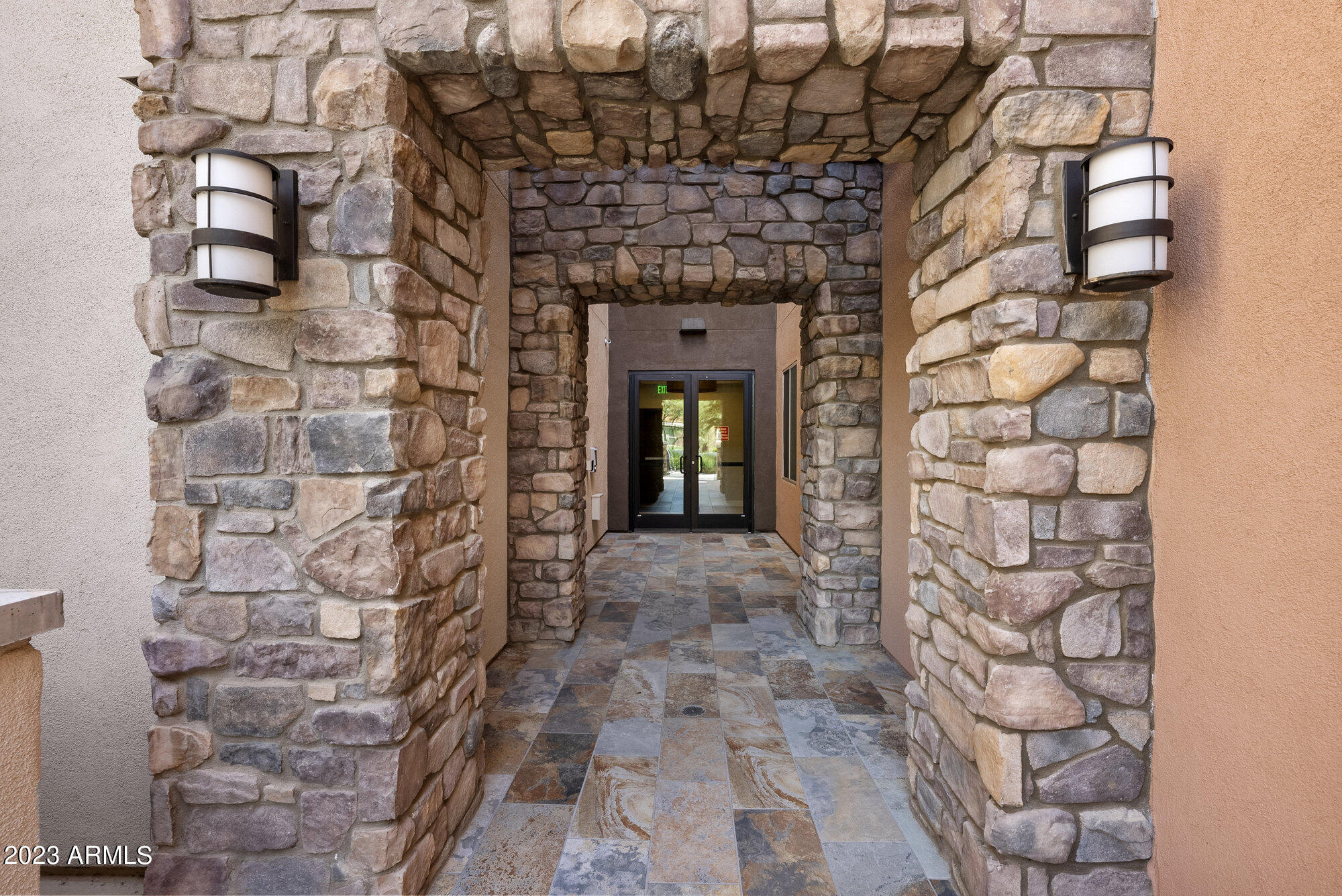 4803 N WOODMERE FAIRWAY -- # 1011