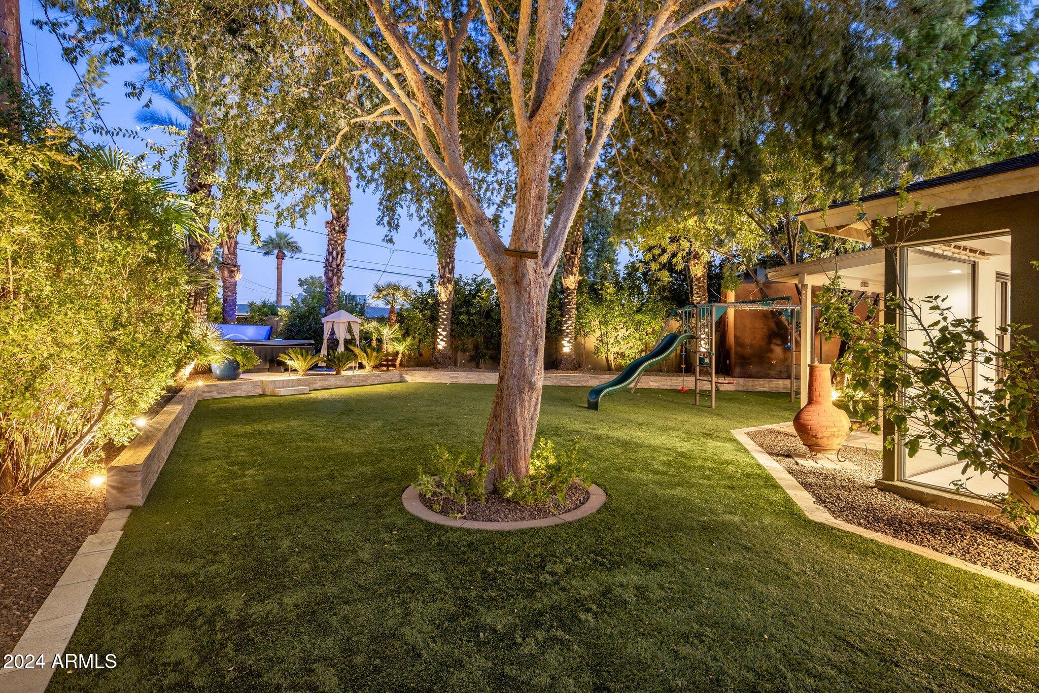 1036 E SAN MIGUEL Avenue