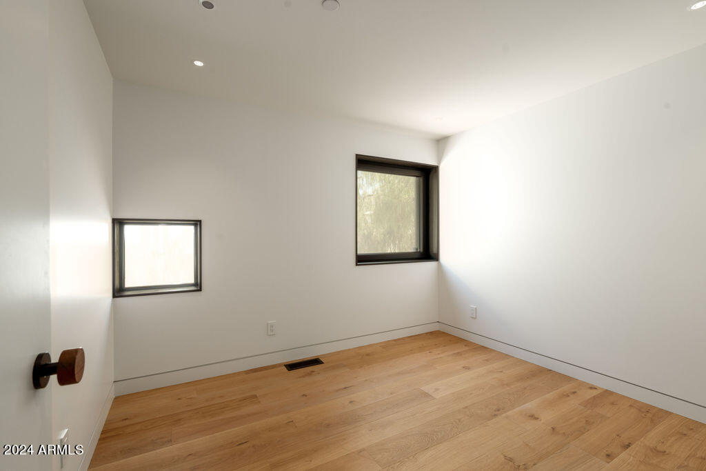 1740 E OCOTILLO Road # 3