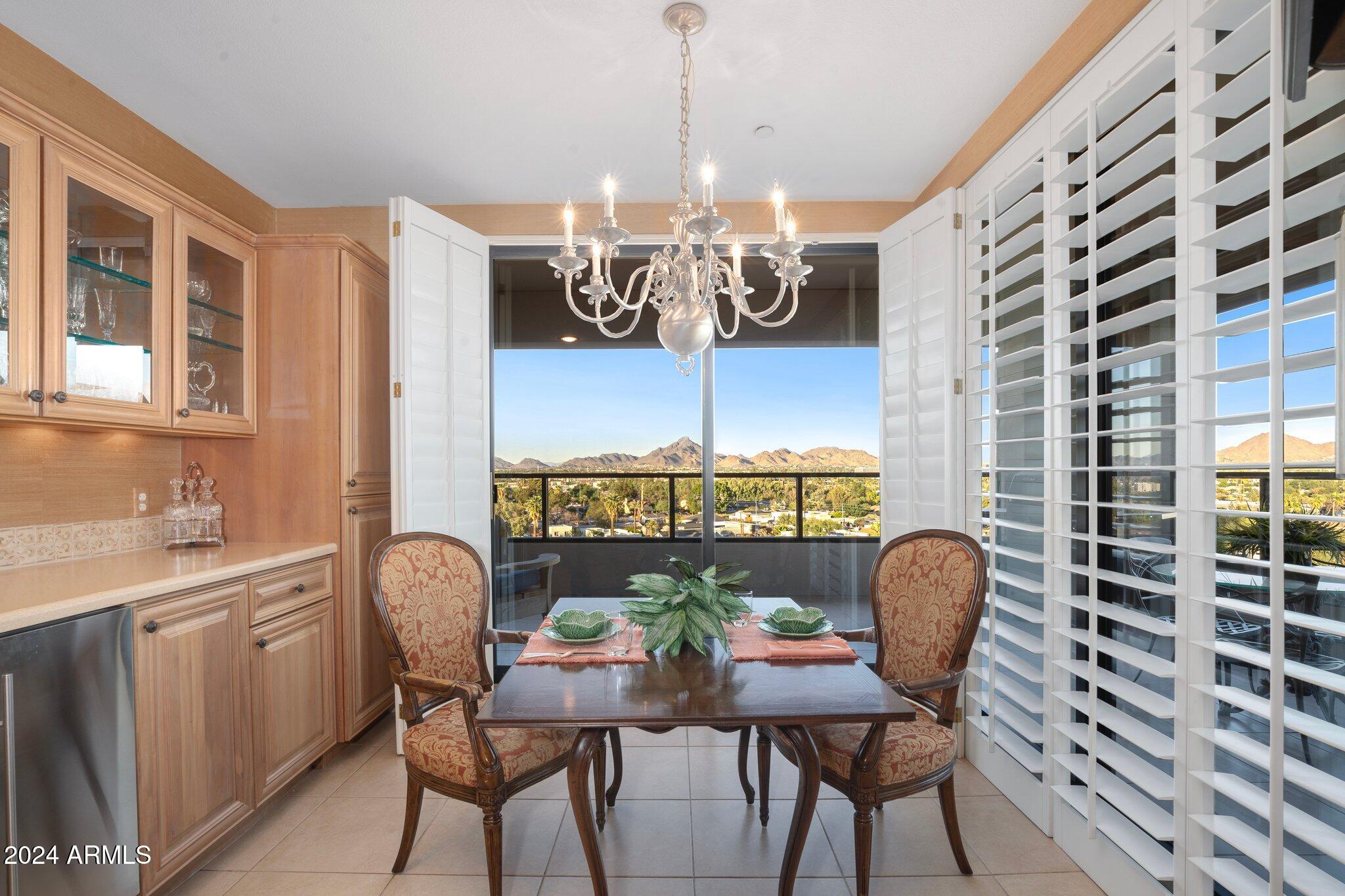 1040 E OSBORN Road # 602