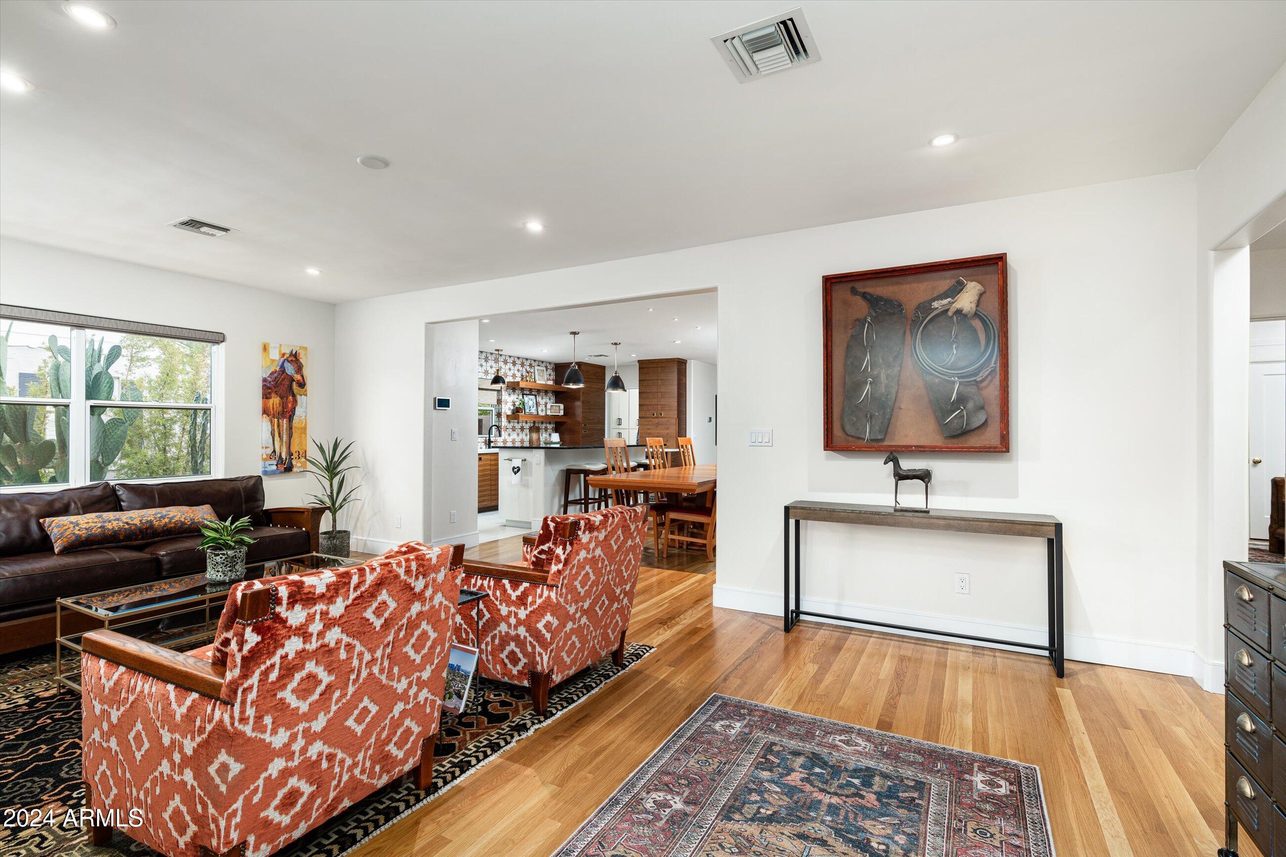 517 W Granada Road