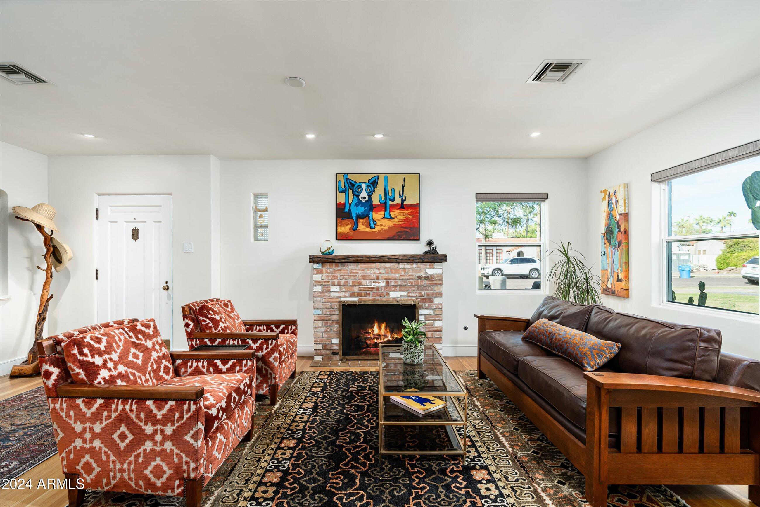 517 W Granada Road