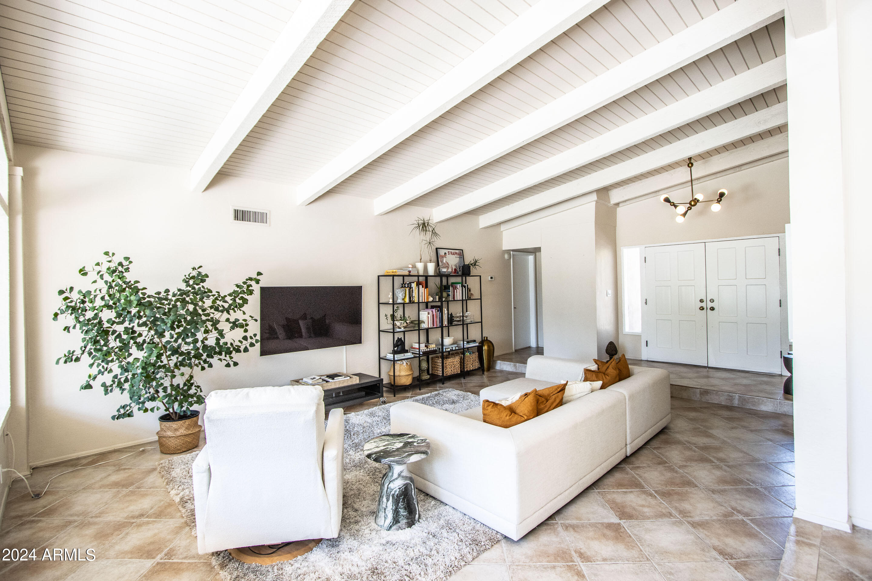 7441 E CENTURY Drive