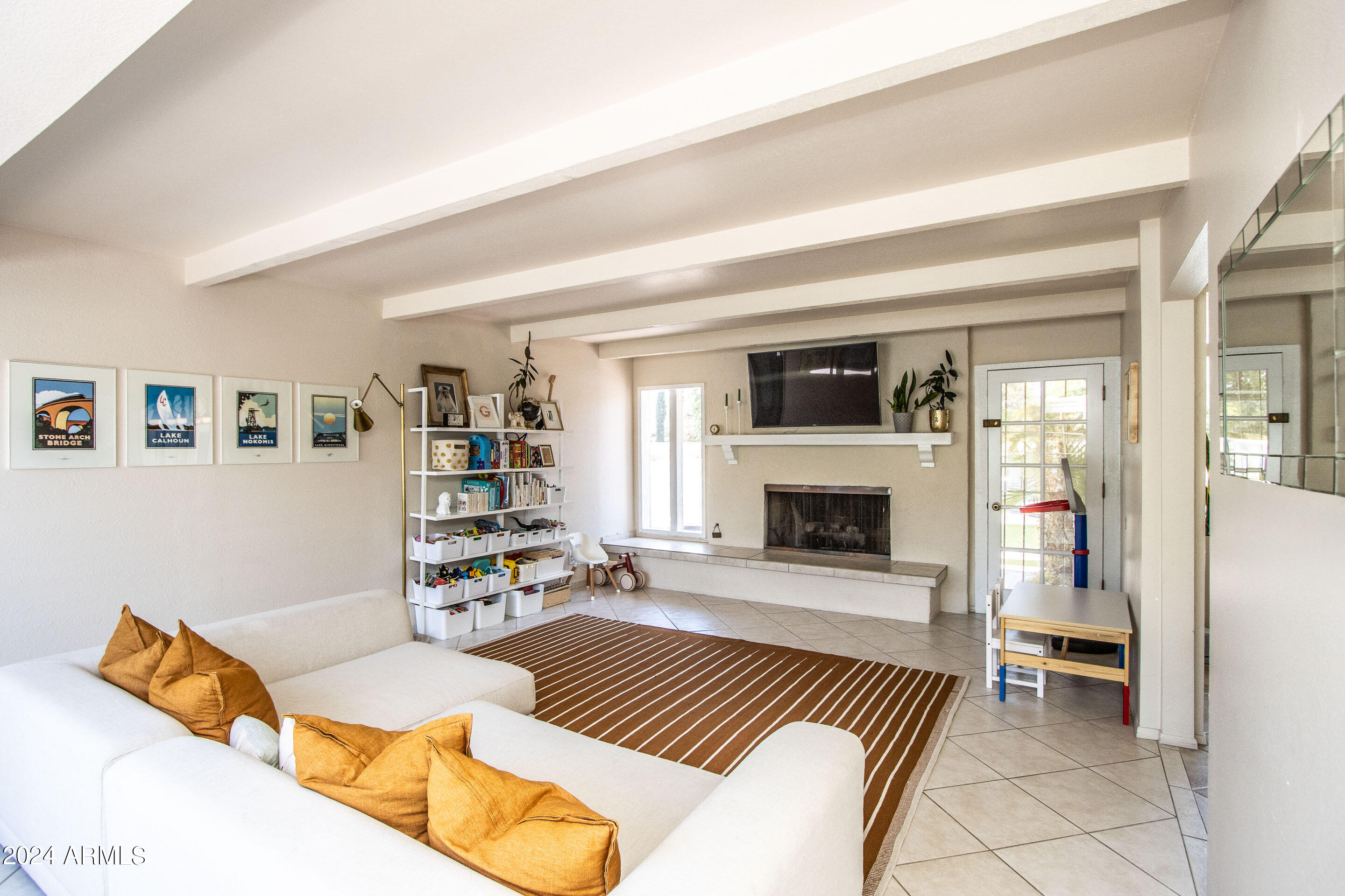 7441 E CENTURY Drive