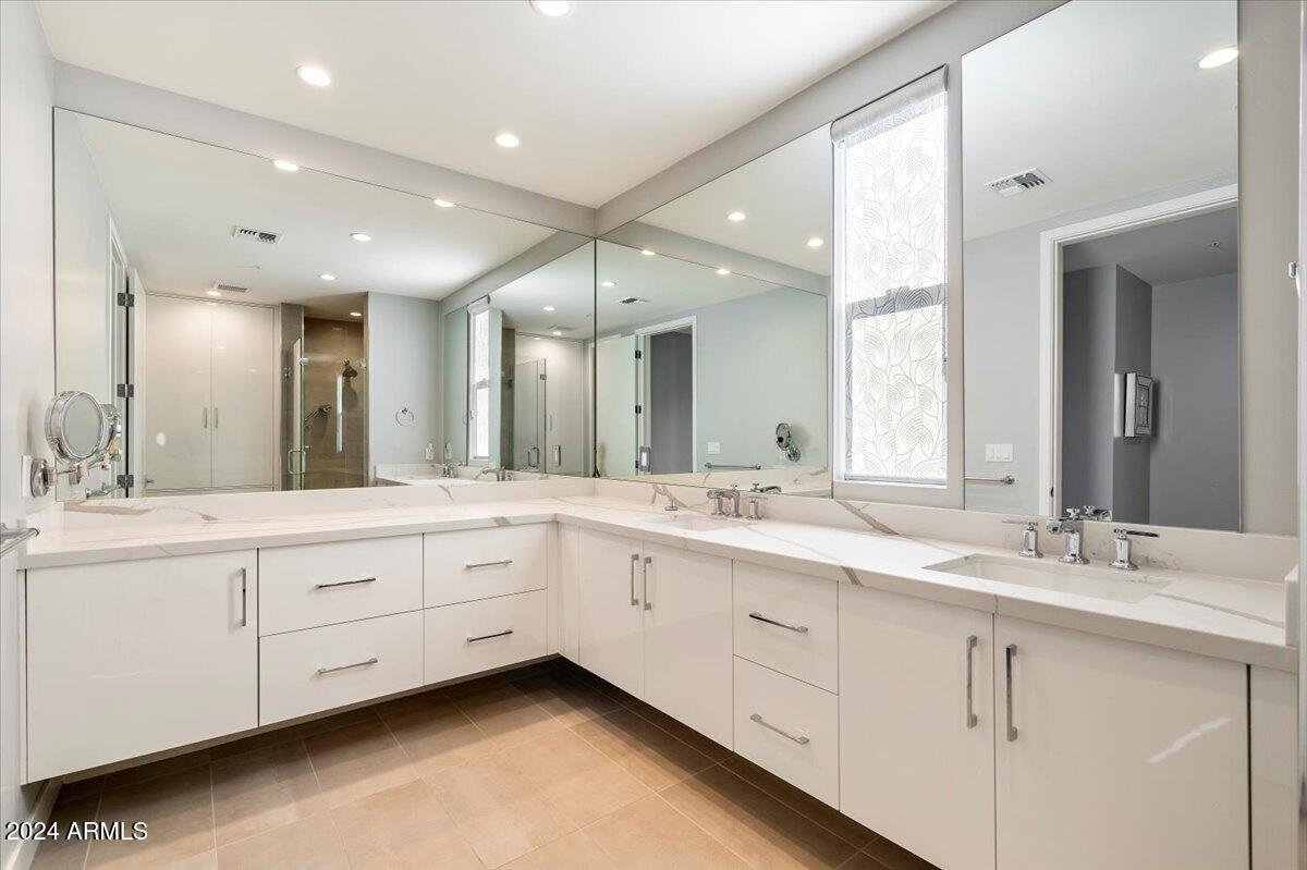 16580 N 92ND Street # 2001