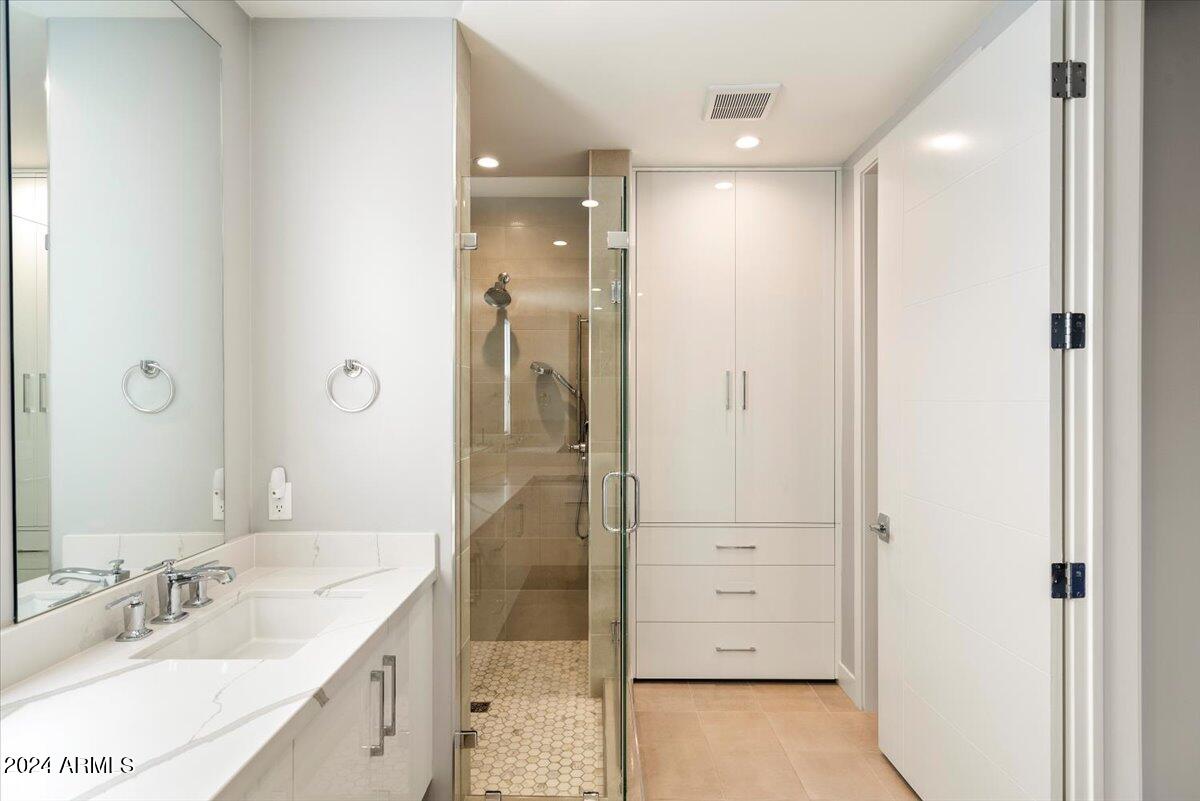 16580 N 92ND Street # 2001