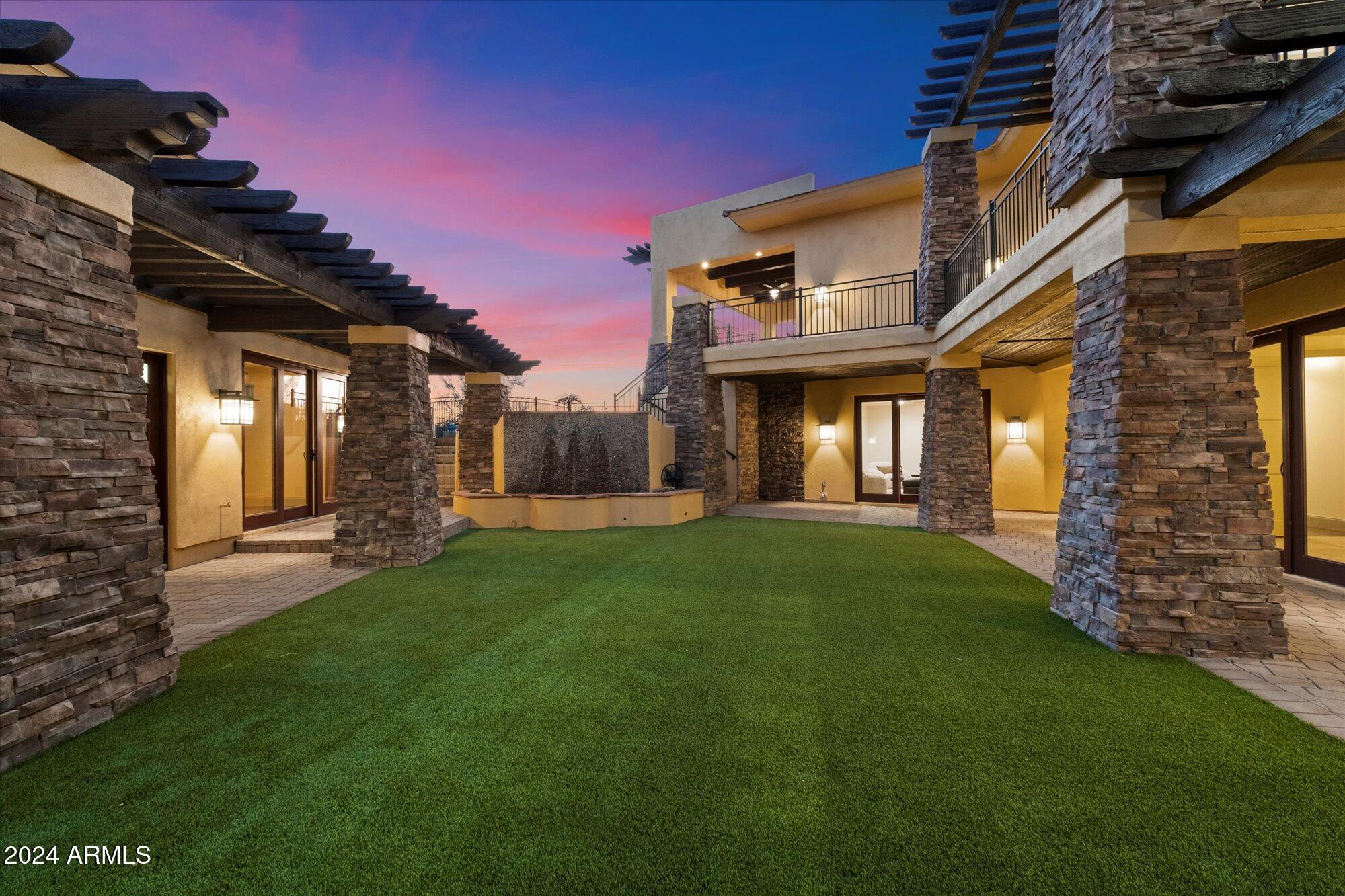 4256 N Desert Oasis Circle