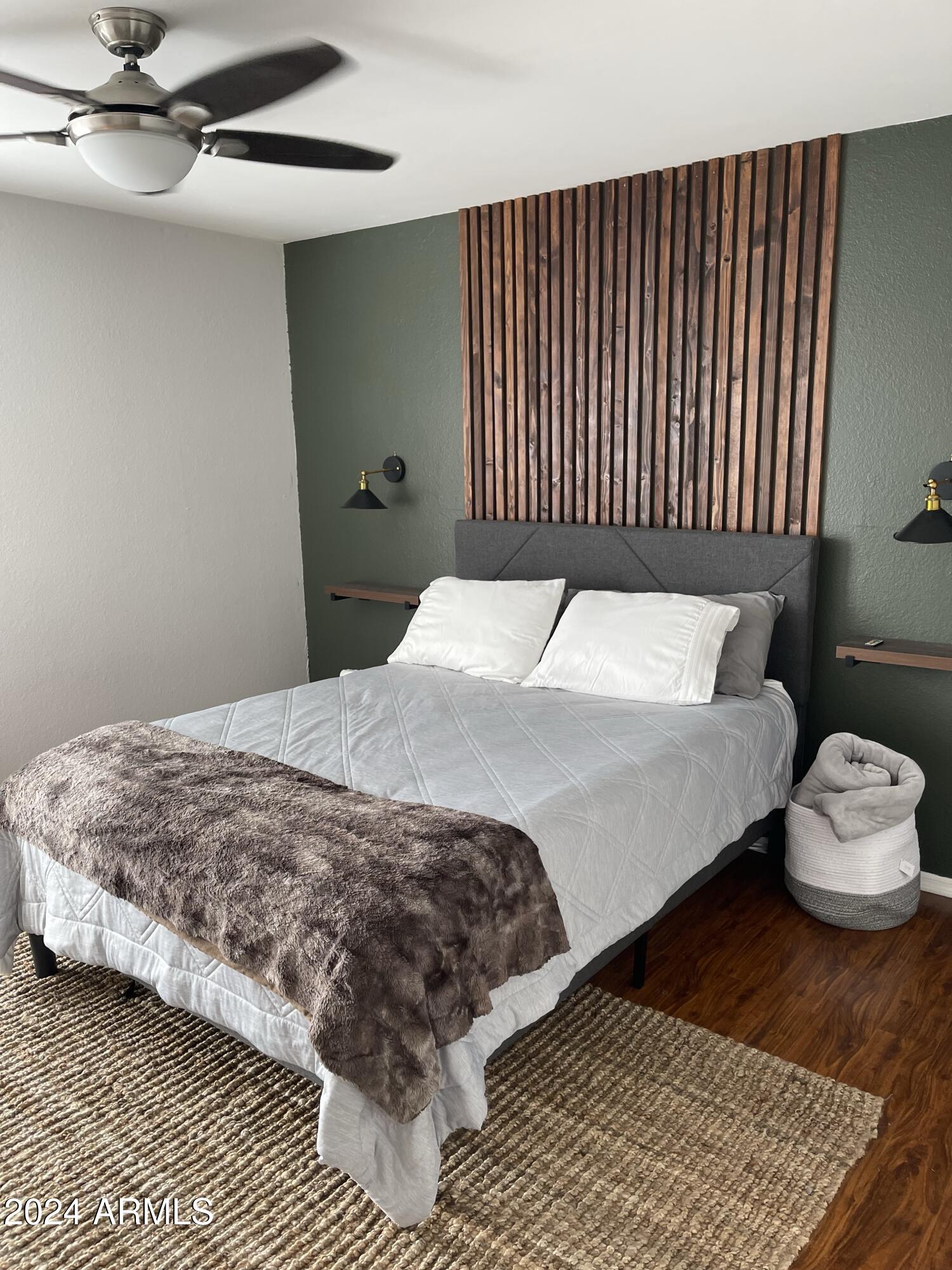 4950 N MILLER Road # 223