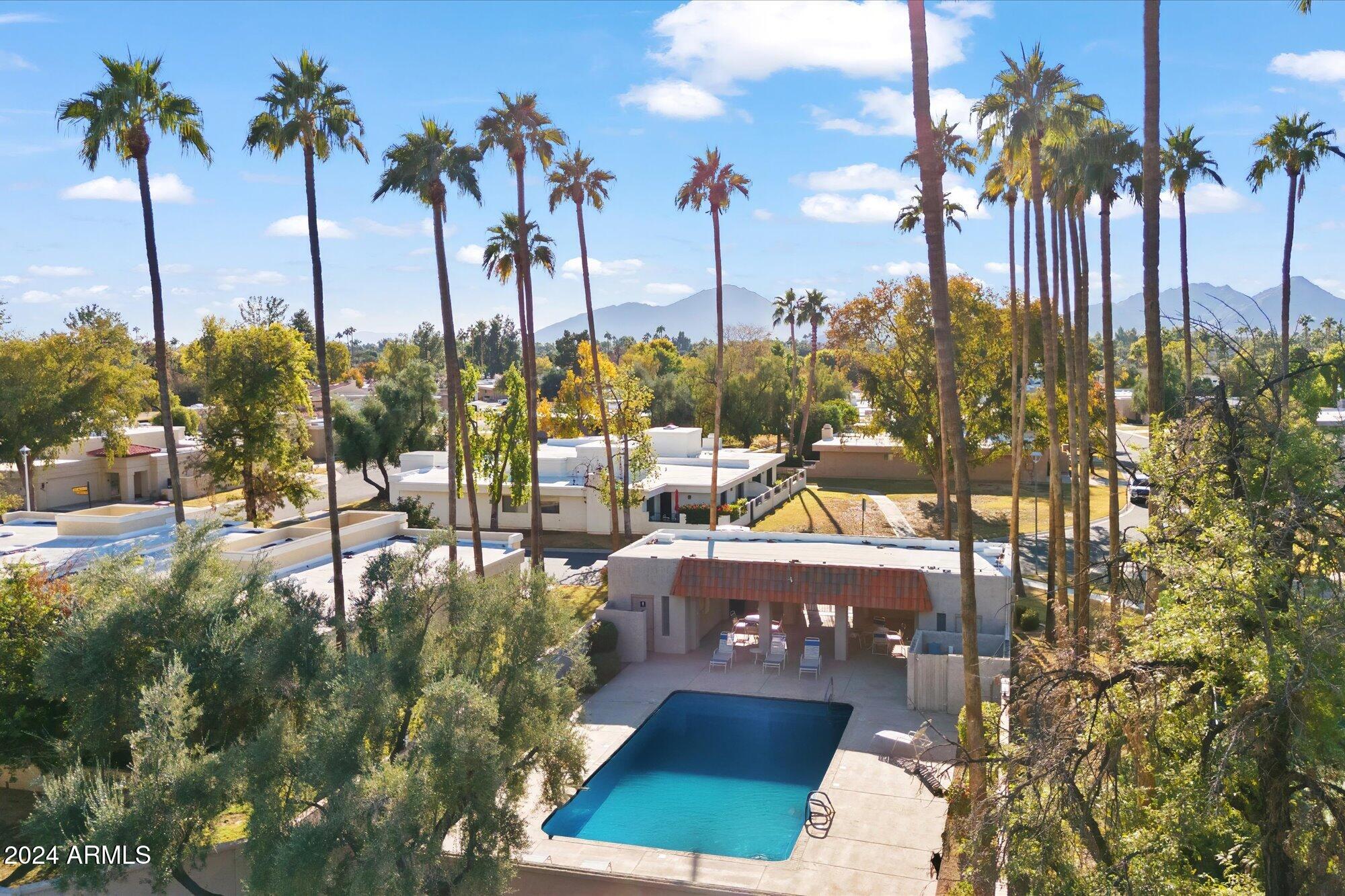 8175 E DEL CUARZO Drive