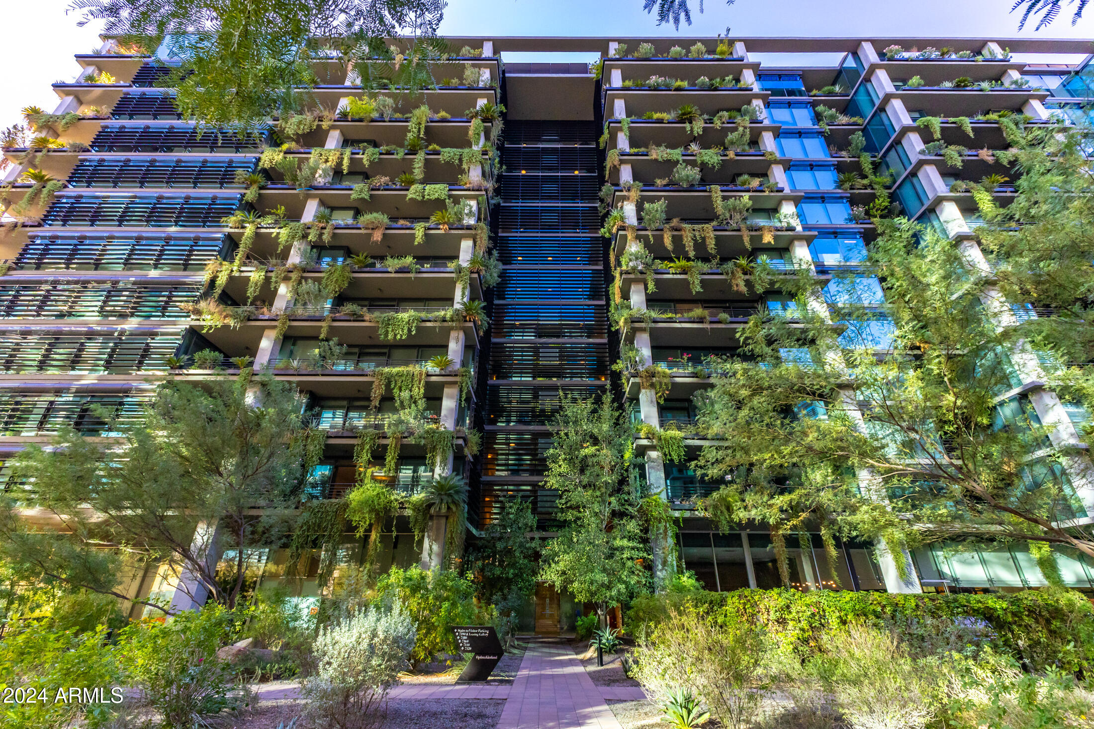 7120 E KIERLAND Boulevard # 416