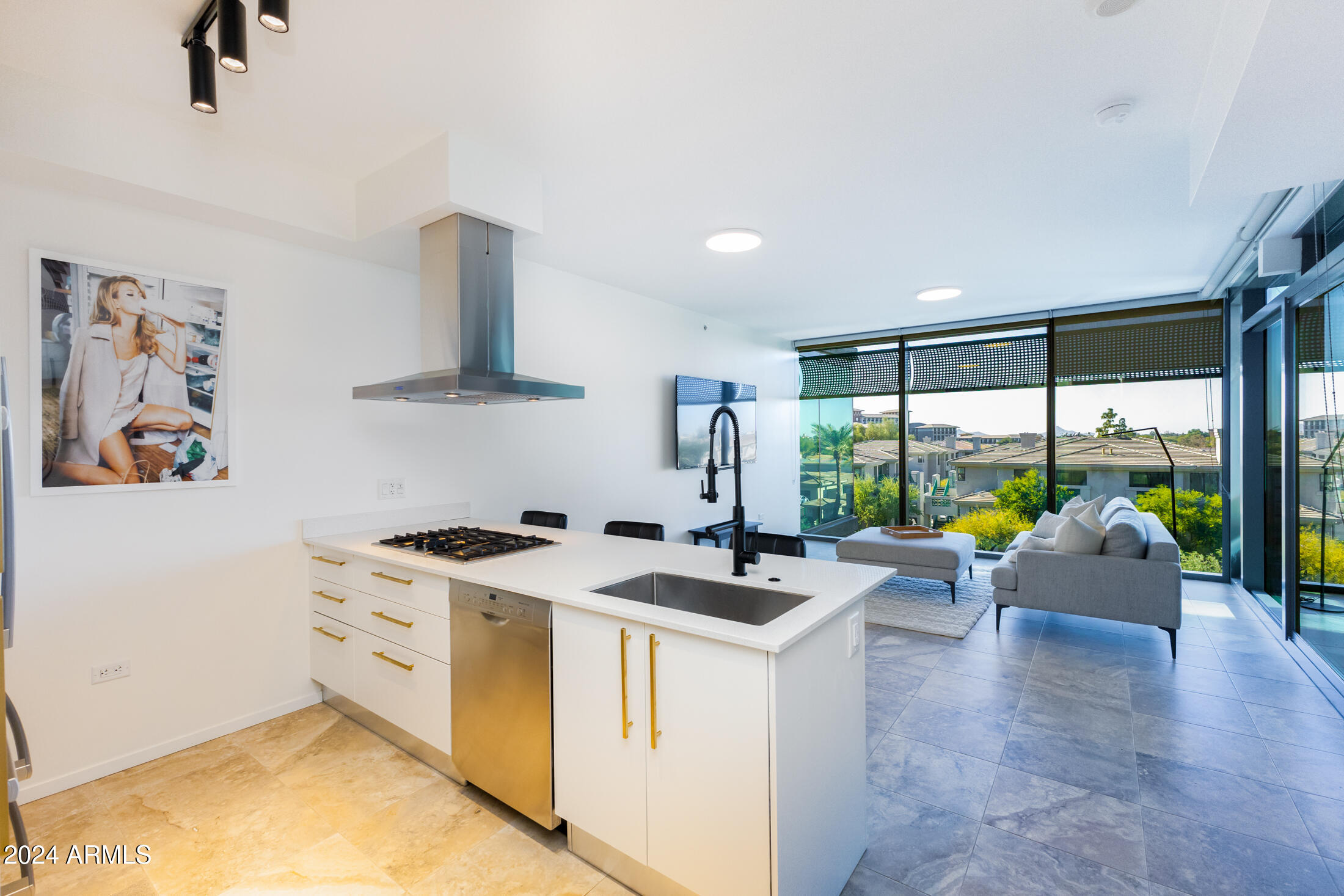 7120 E KIERLAND Boulevard # 416