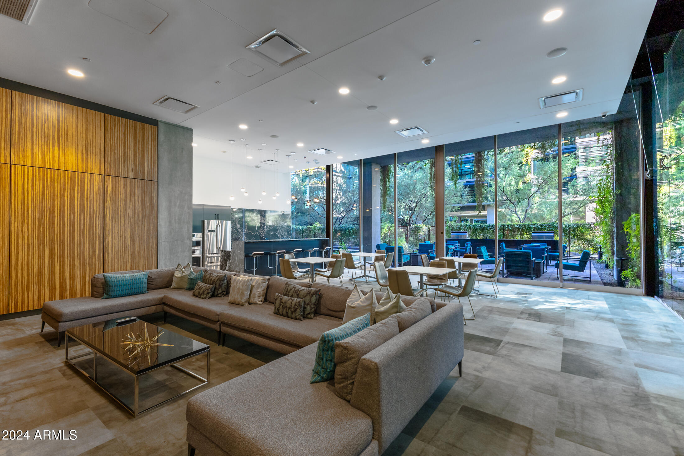 7120 E KIERLAND Boulevard # 416