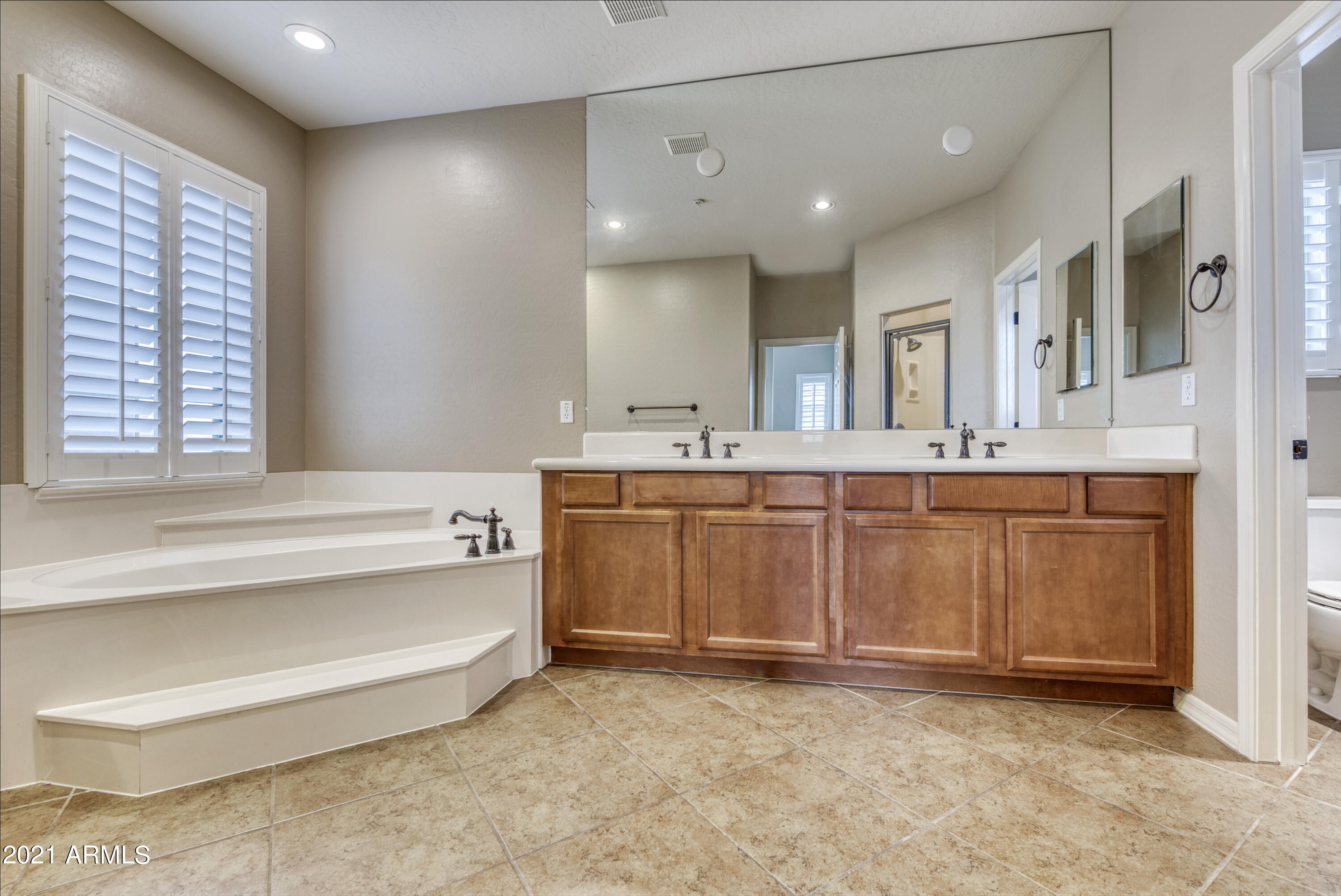 3935 E ROUGH RIDER Road # 1224