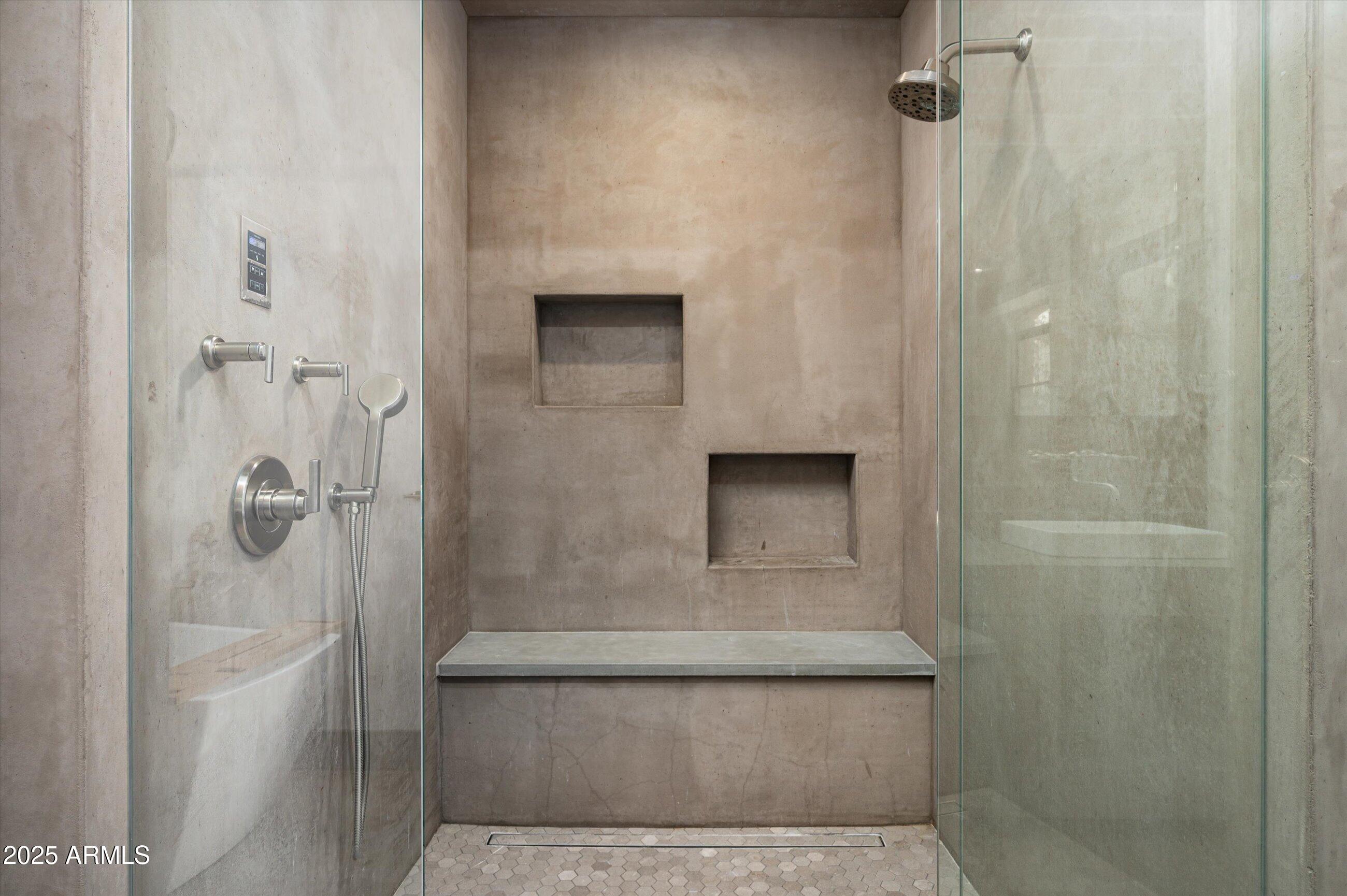 22 W Palm Lane