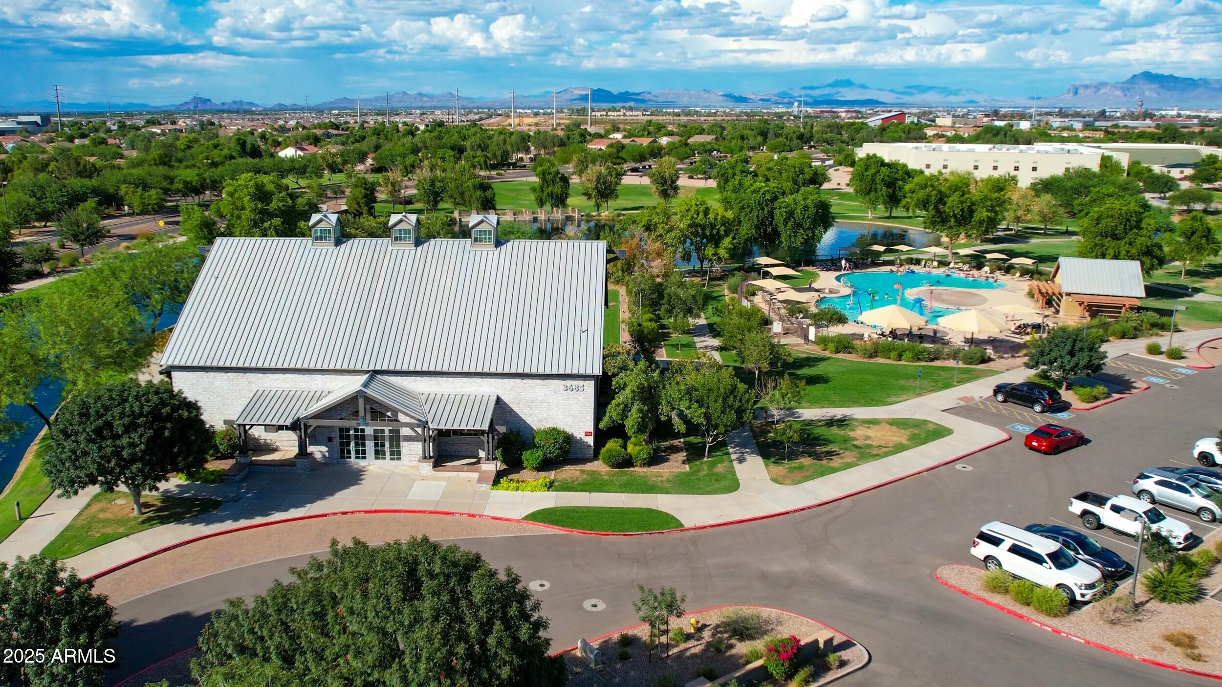 3865 E SANTA FE Lane
