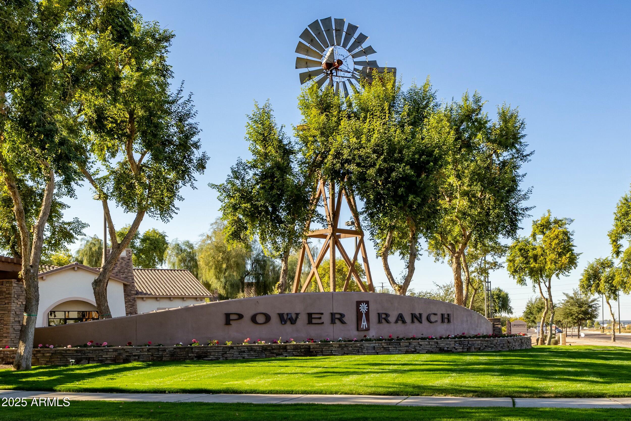 3865 E SANTA FE Lane