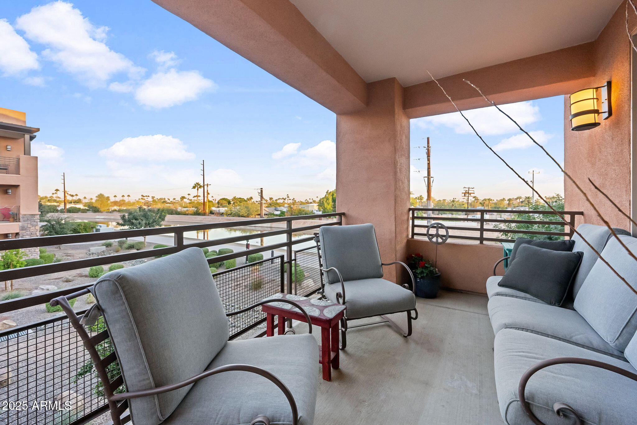 4803 N WOODMERE FAIRWAY -- # 2002