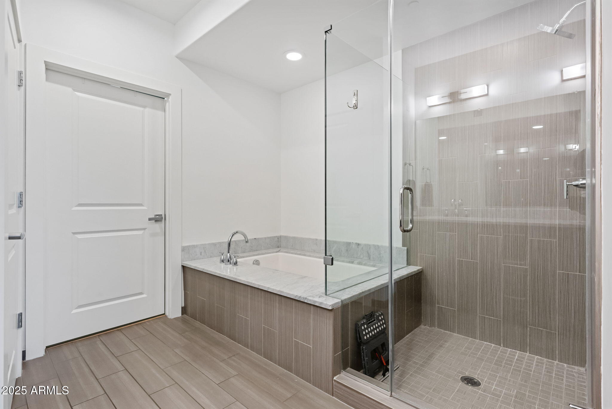 4803 N WOODMERE FAIRWAY -- # 2002